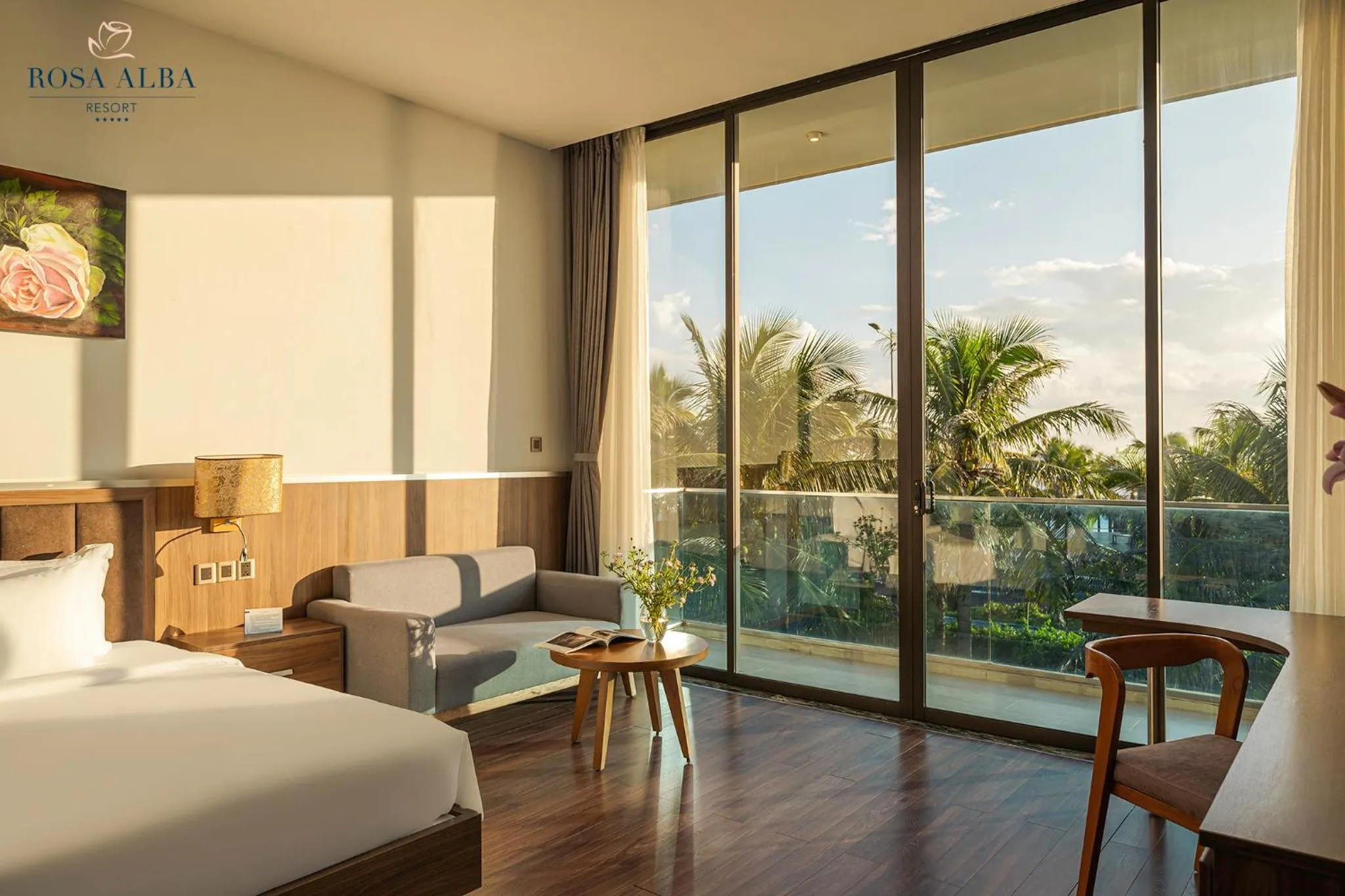 Balcony/Terrace, Bed in Rosa Alba Resort & Villas Tuy Hoa