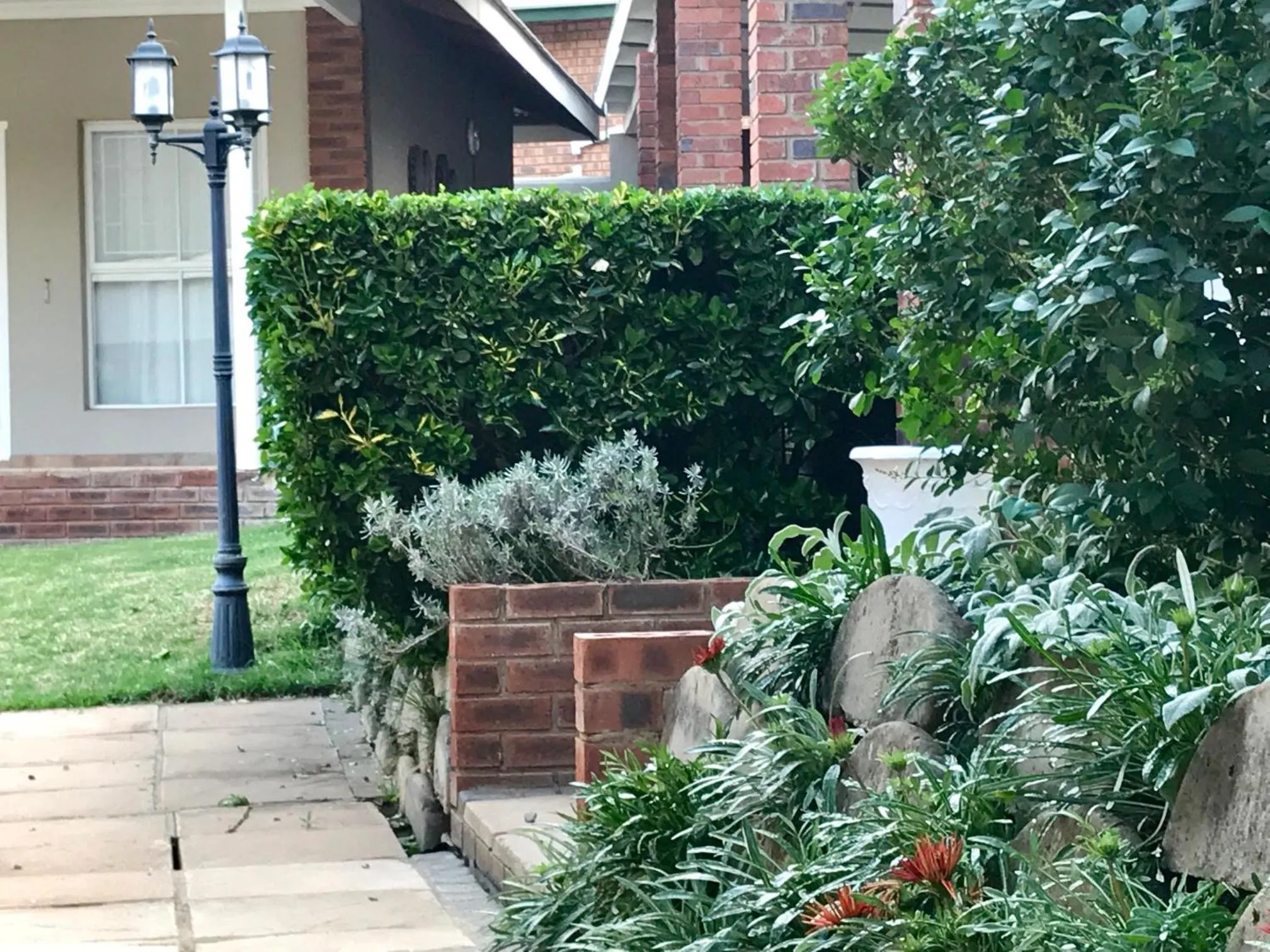 Facade/entrance in Anathi Hotel