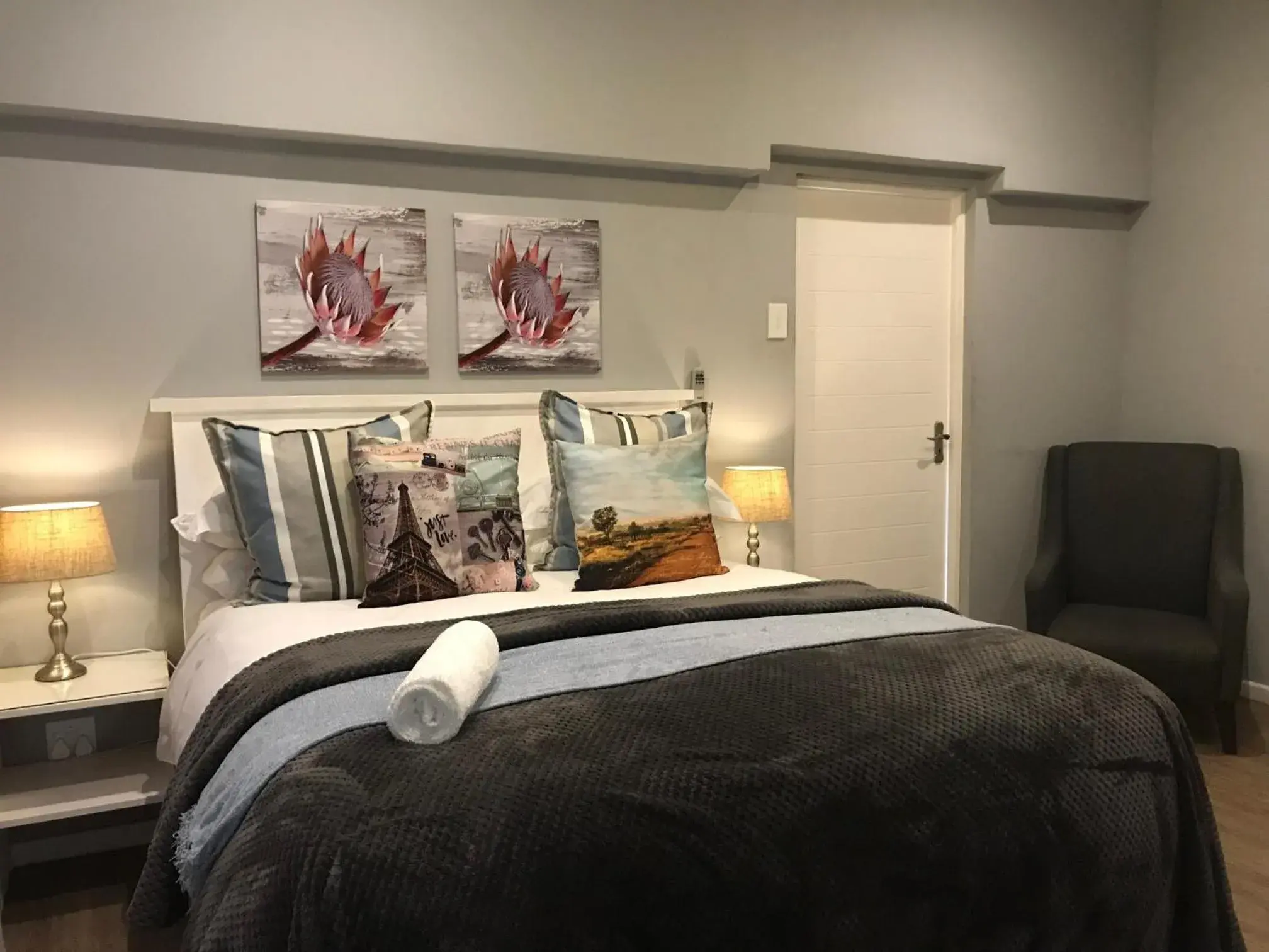 Business Queen Room in Anathi Hotel Business Queen Room in Anathi Hotel