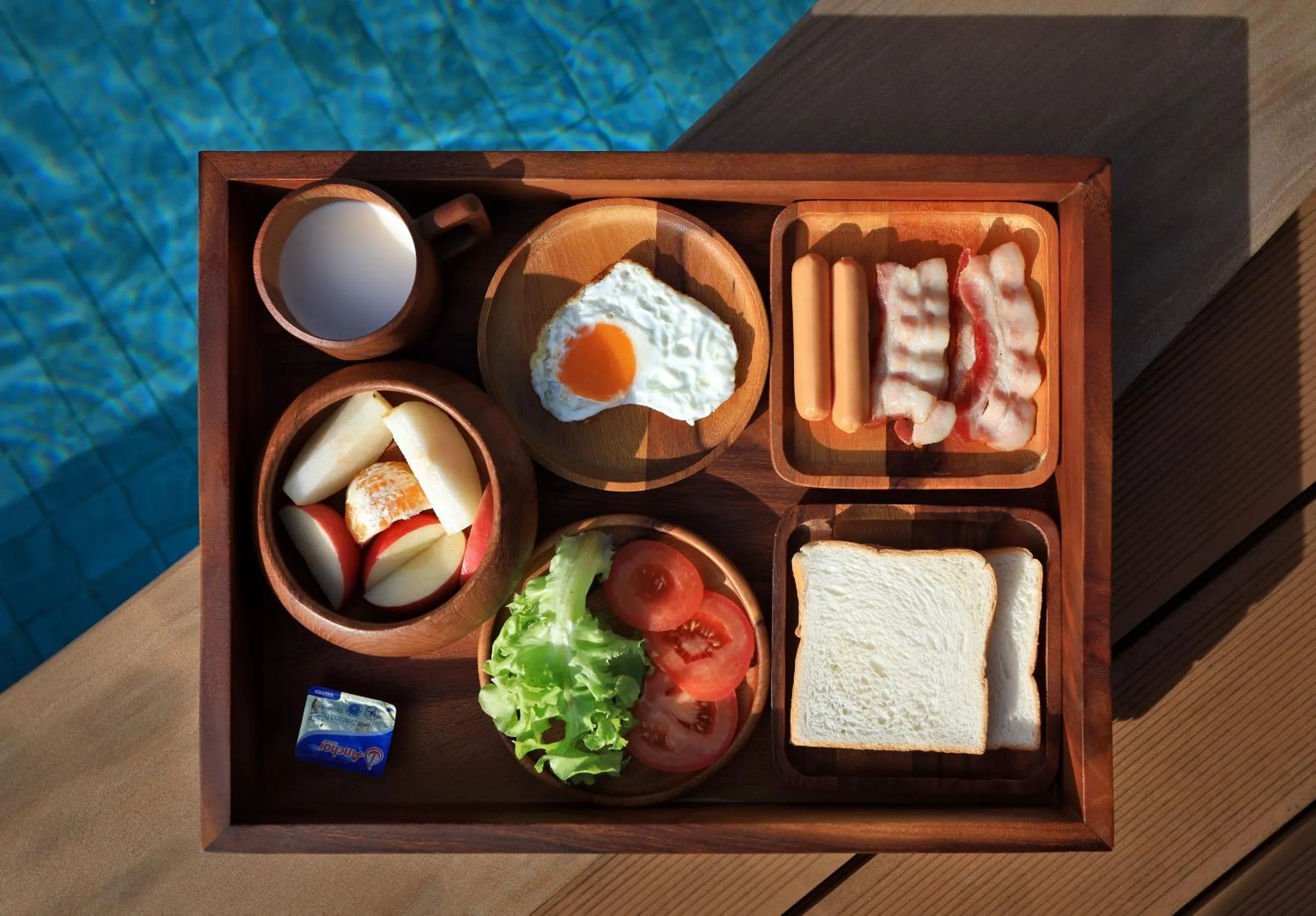 Breakfast in Daydream villa resort