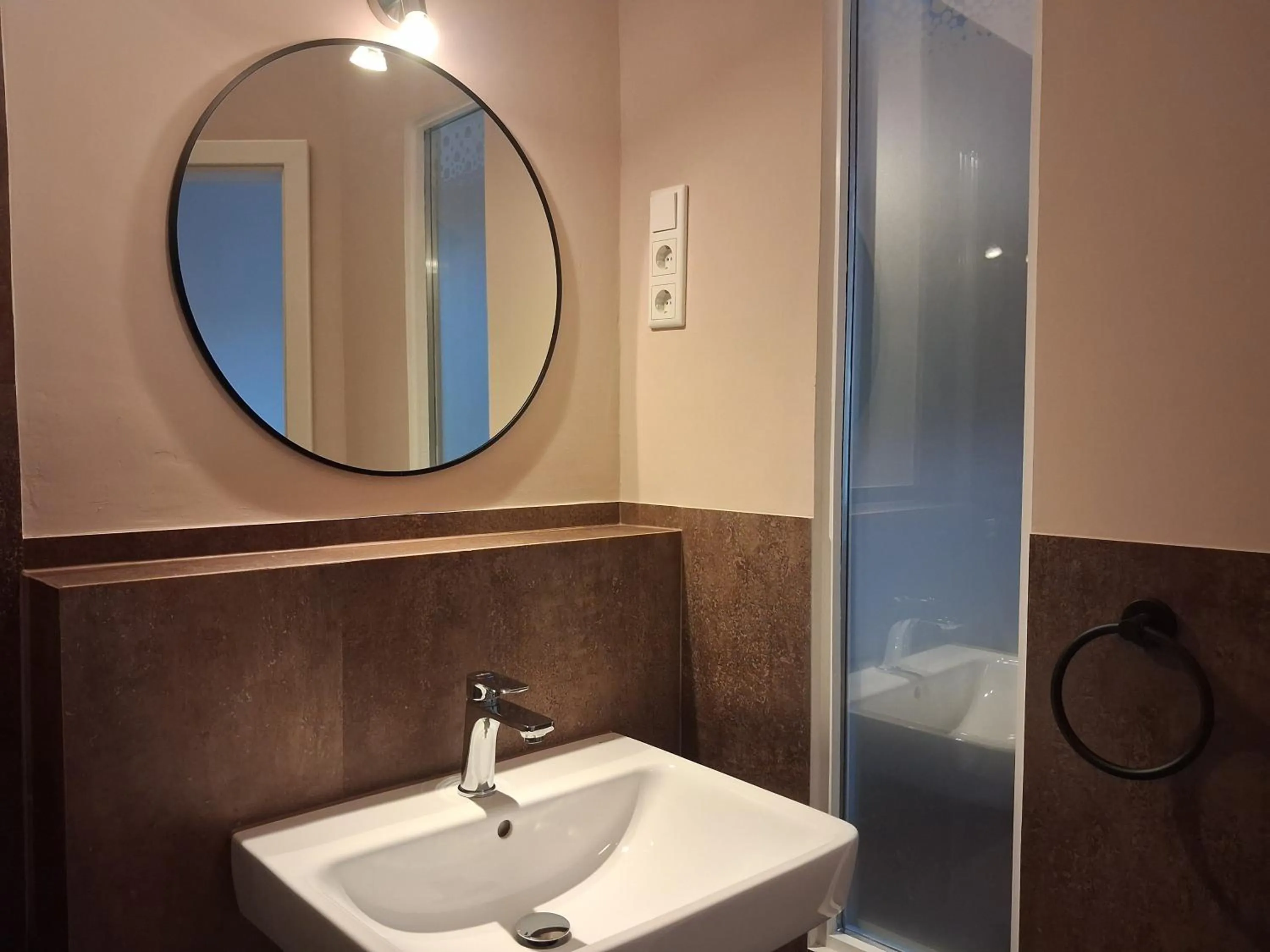 Bathroom in Südhotel
