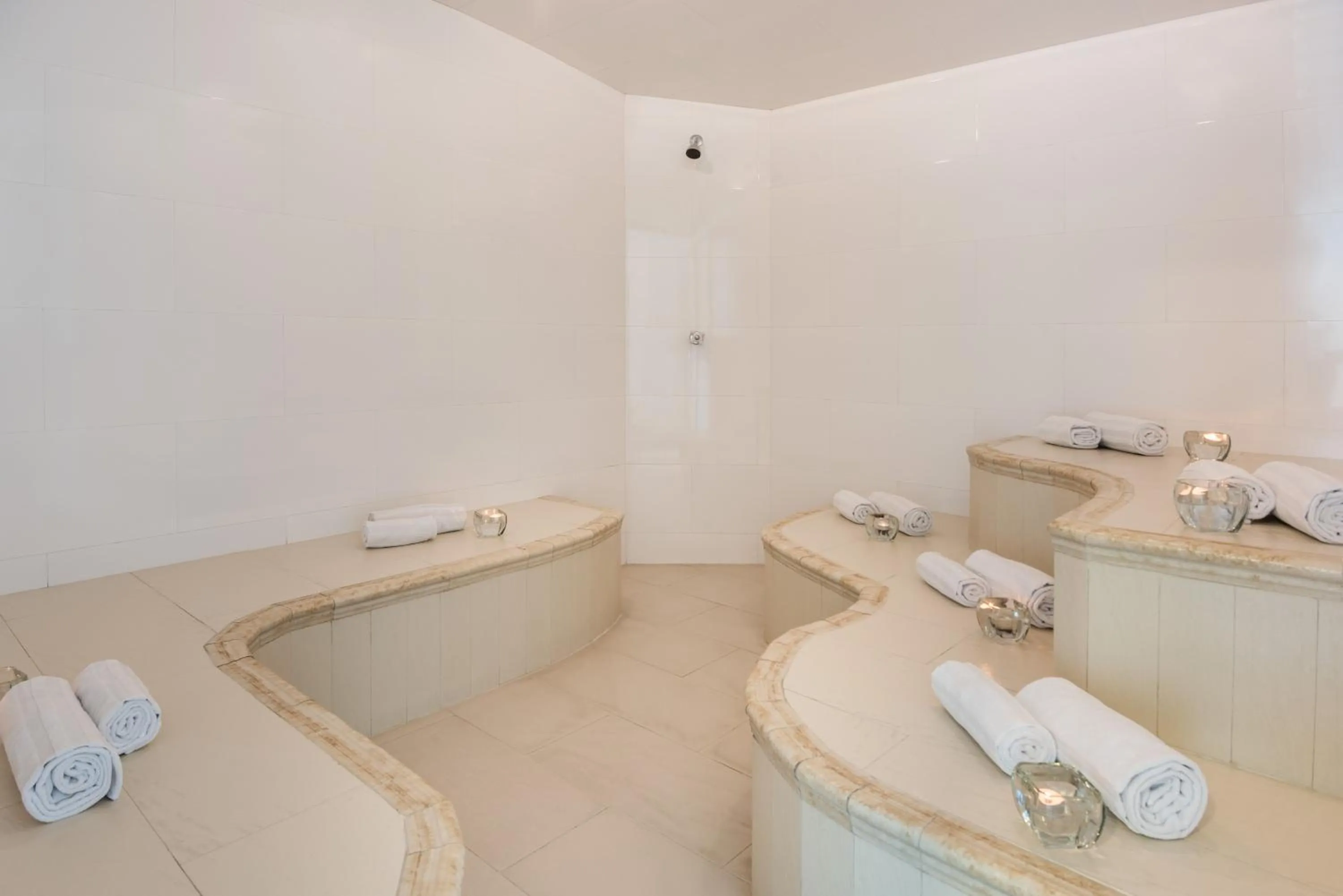 Massage in Hotel Egina Medellin