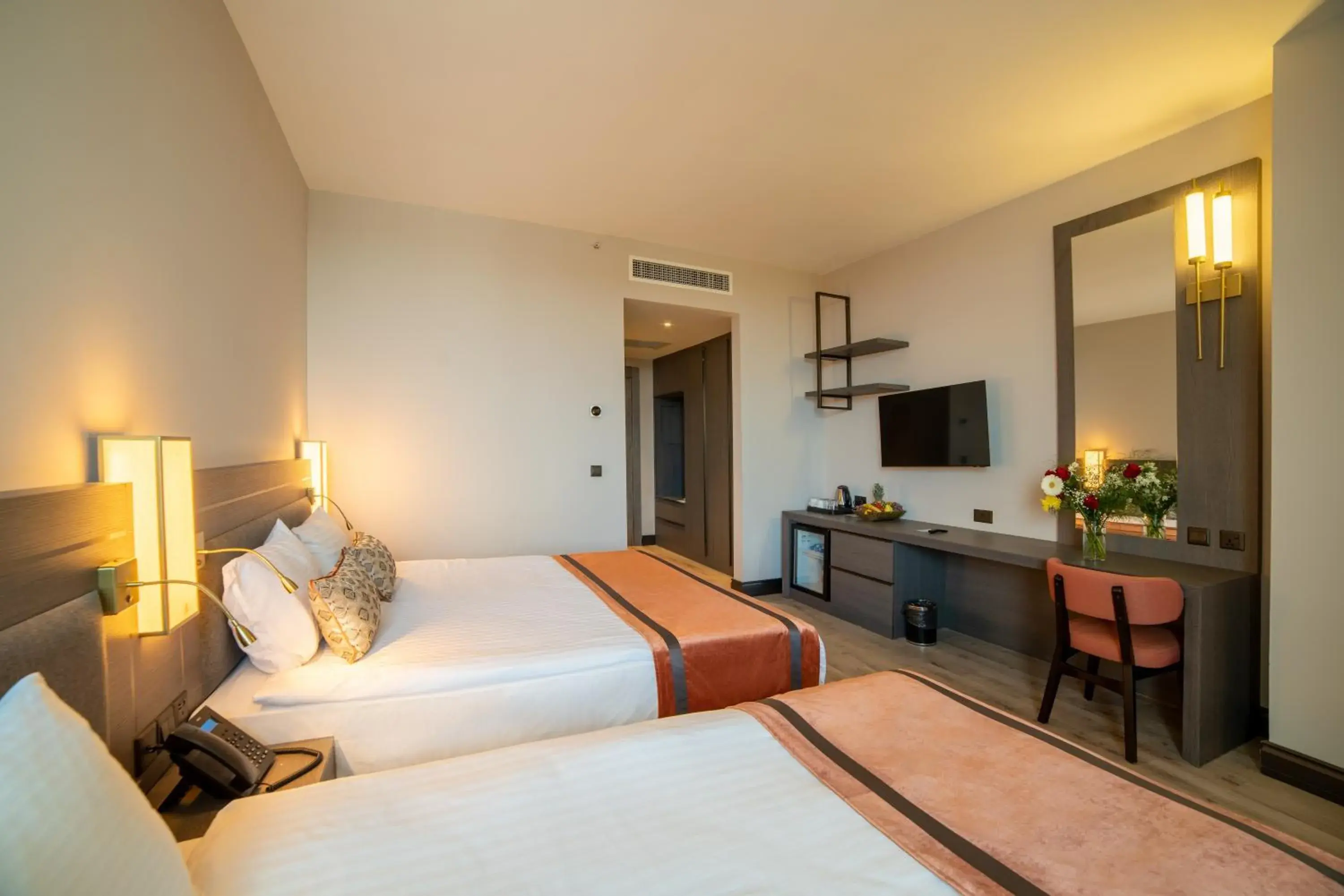 Deluxe Triple Room - Annex in Hotel Pia Bella Deluxe Triple Room - Annex in Hotel Pia Bella