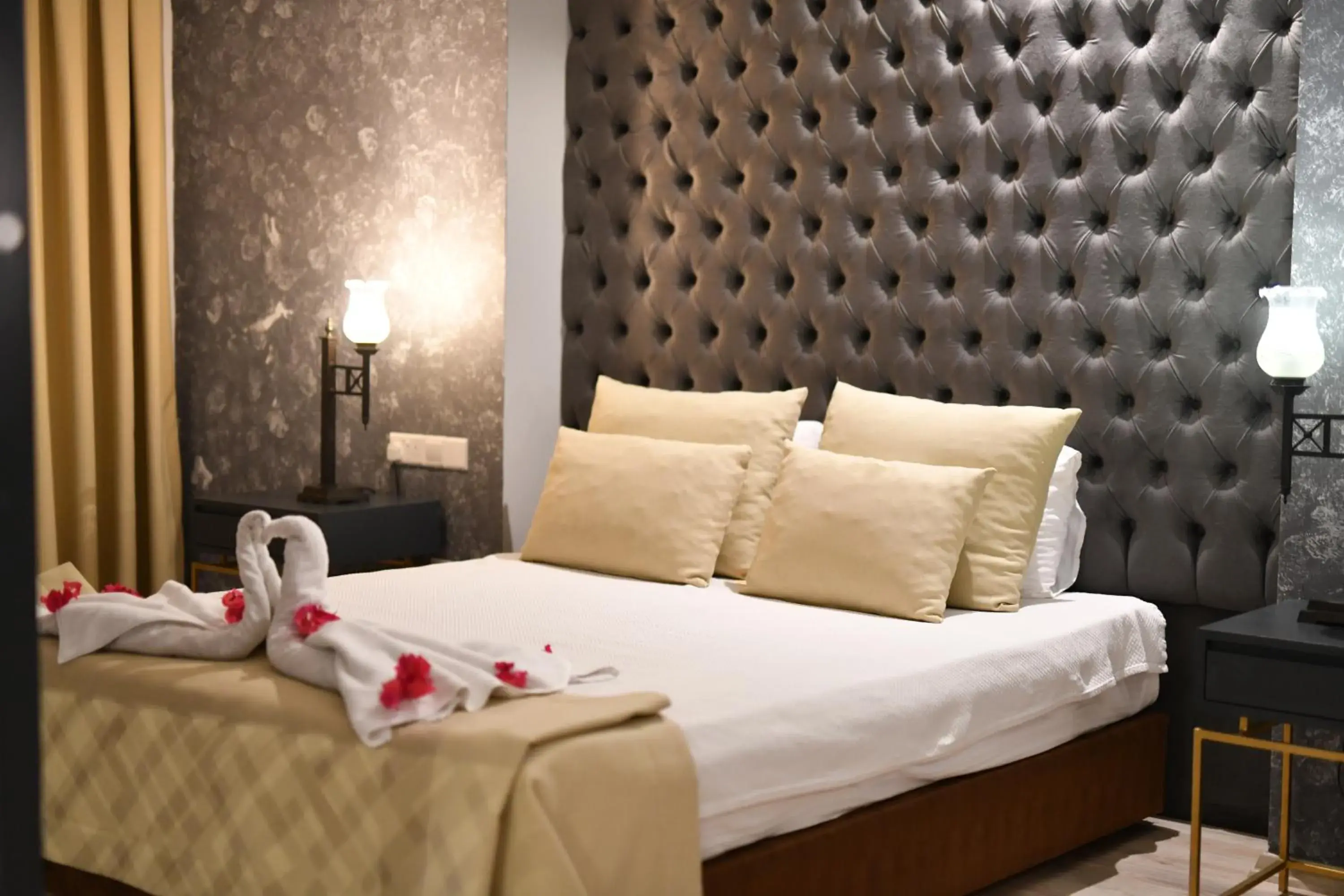 King Suite with Spa Bath in Hotel Pia Bella King Suite with Spa Bath in Hotel Pia Bella