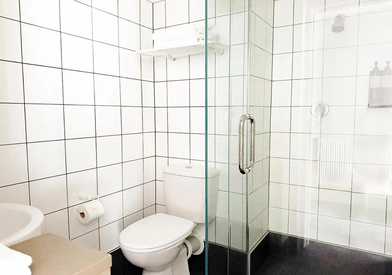 Bathroom in Sudima Hotel Lake Rotorua