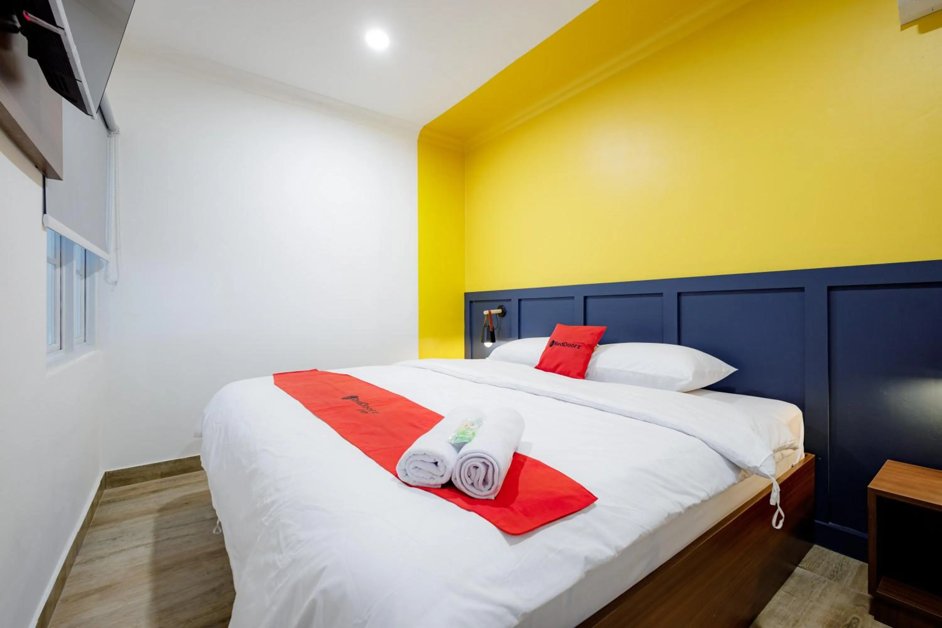 Bed in RedDoorz Plus at Jalan Gatot Subroto Jakarta