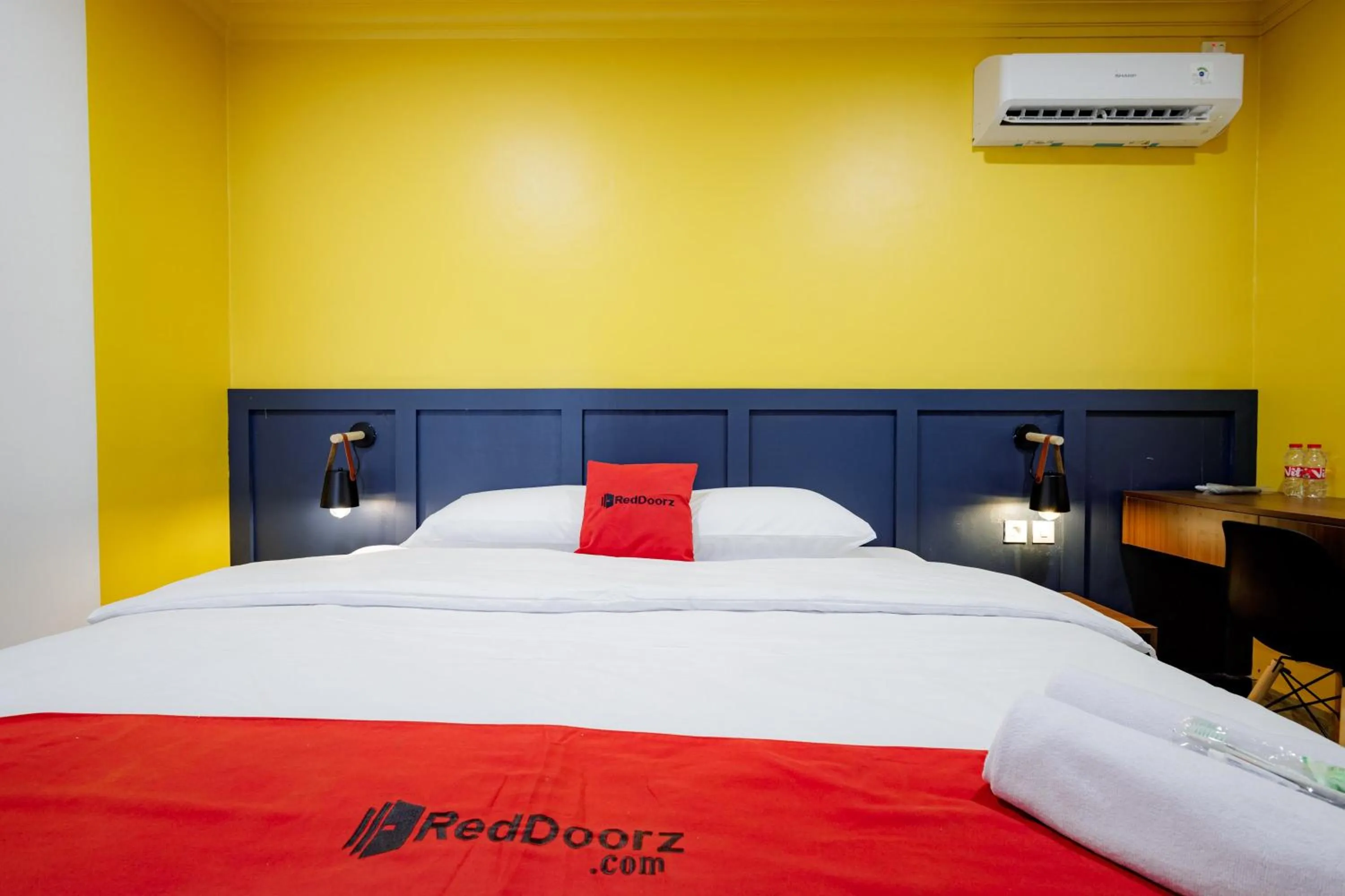 Bed in RedDoorz Plus at Jalan Gatot Subroto Jakarta