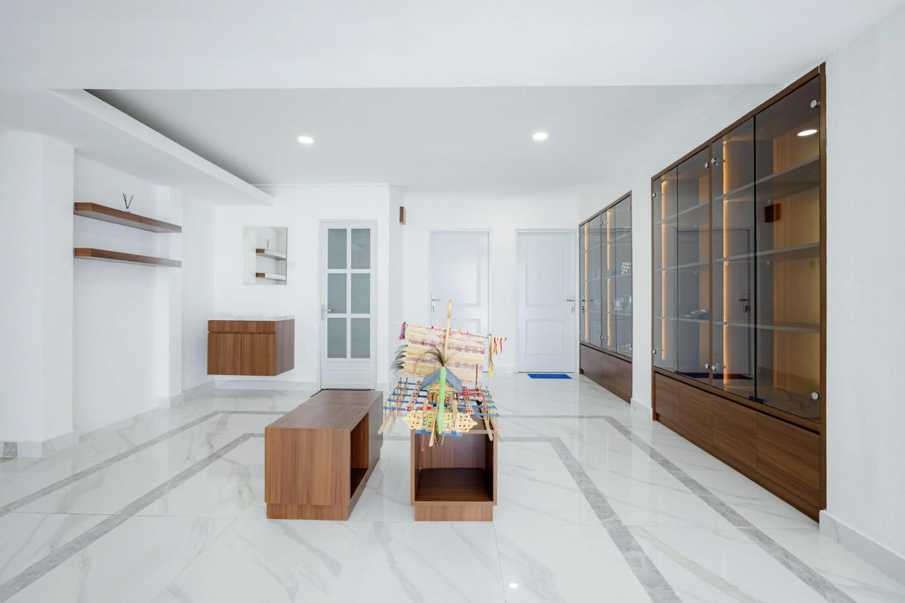 Property building in RedDoorz Plus at Jalan Gatot Subroto Jakarta