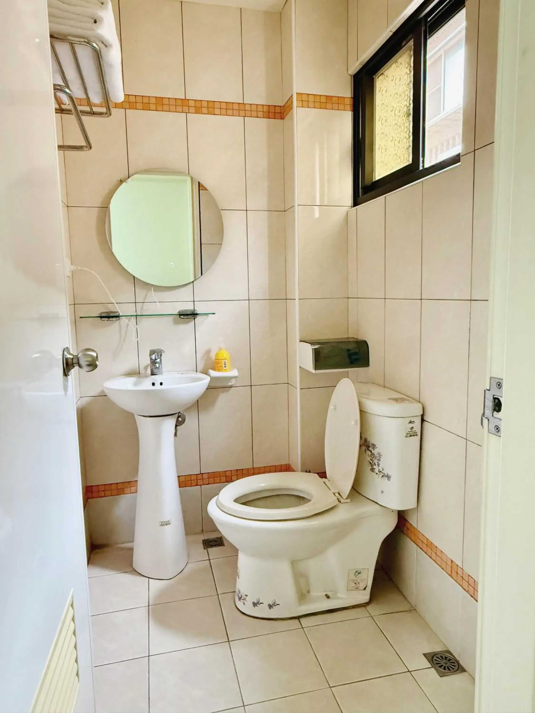 Triple Room with Private Bathroom in Qin's House II Triple Room with Private Bathroom in Qin's House II