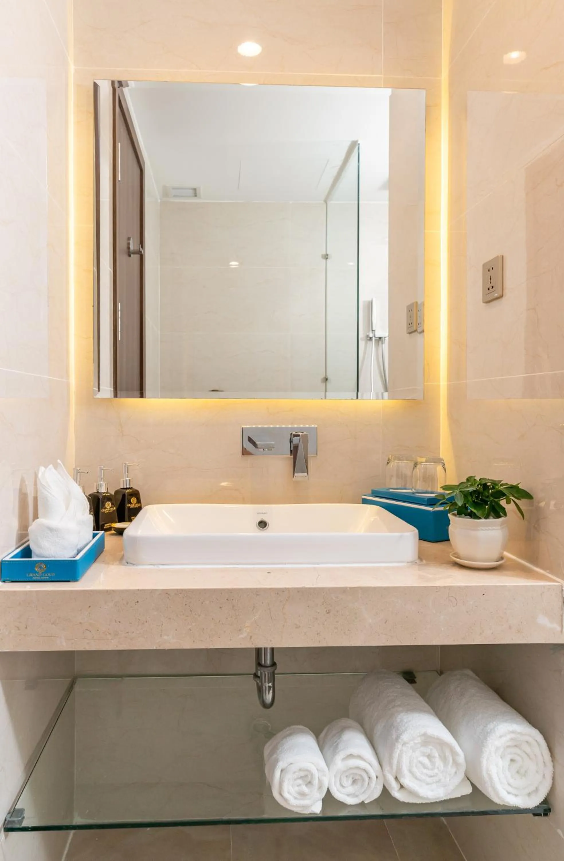 Bathroom in Gold Boutique Hotel Danang