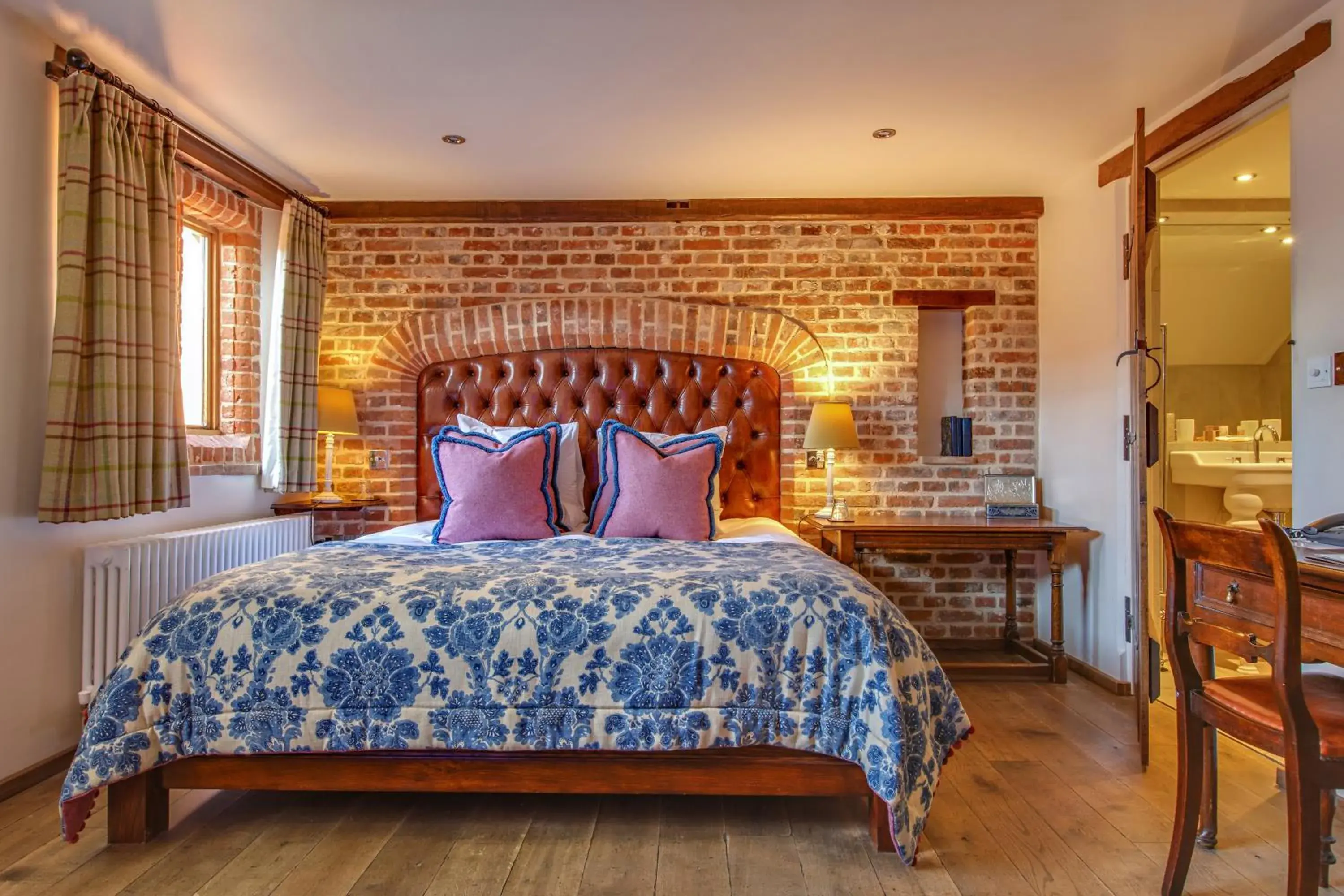 Room 10 - Disability Access in Byfords Room 10 - Disability Access in Byfords