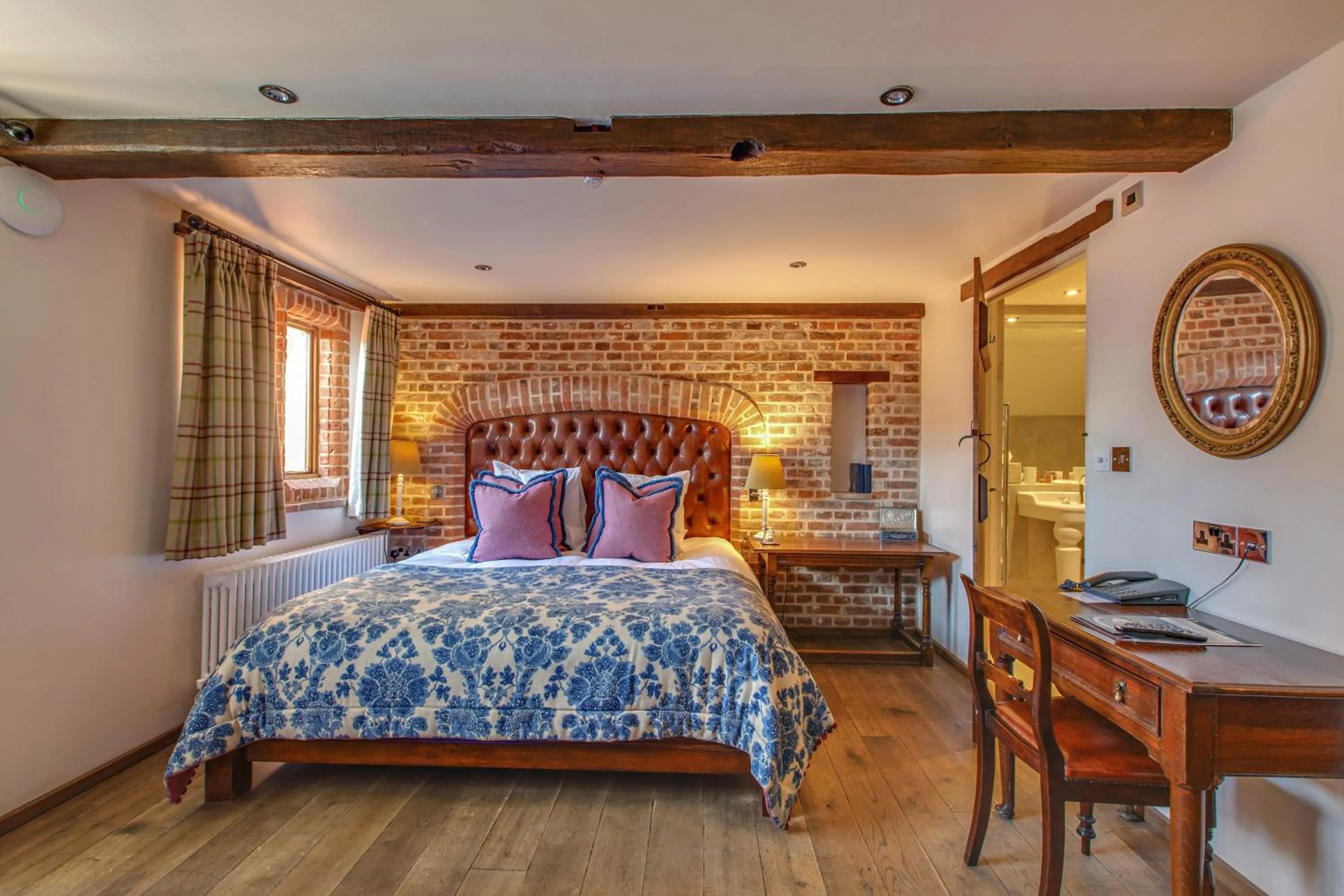 Bedroom, Bed in Byfords