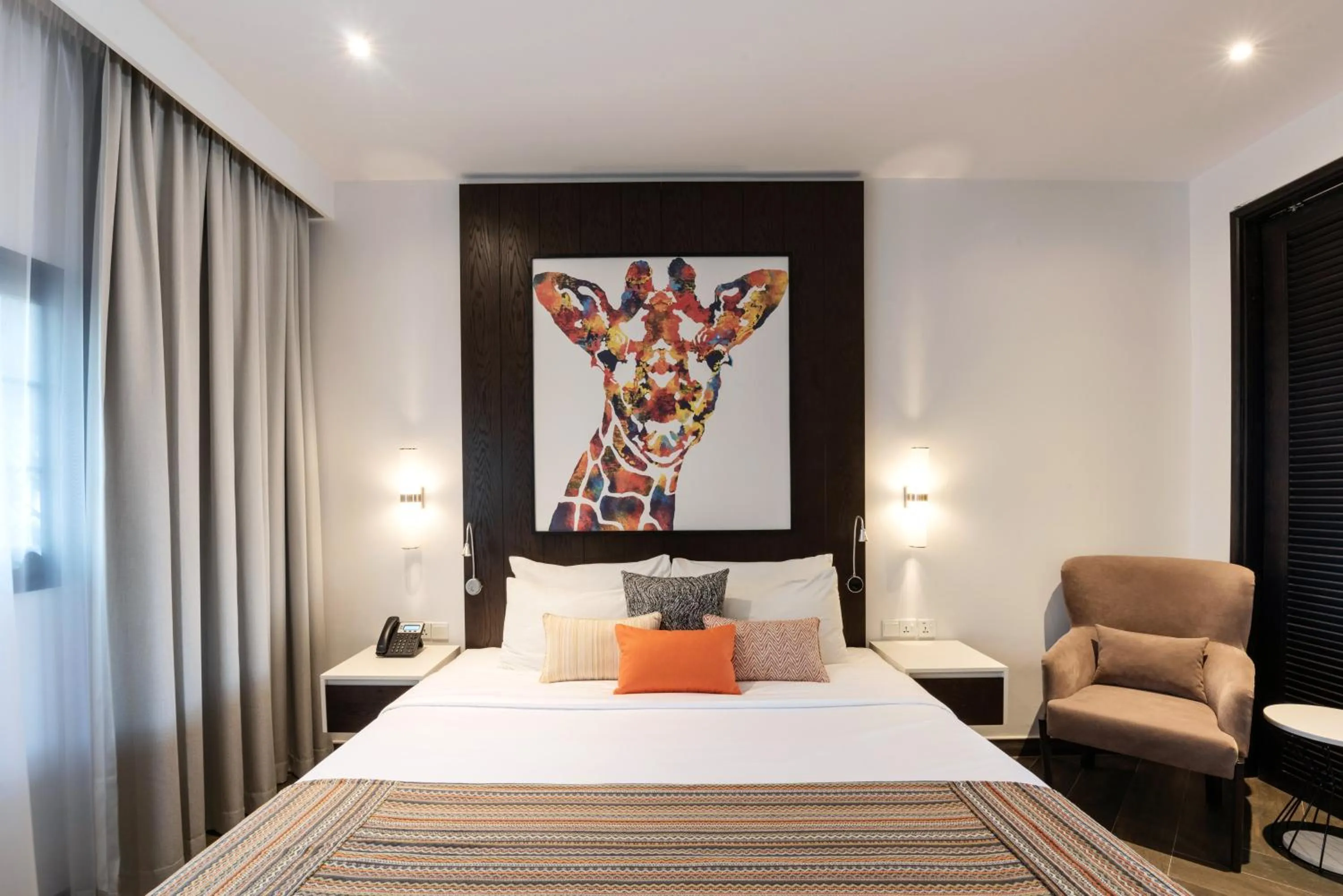 Bed in Emirates Park Resort