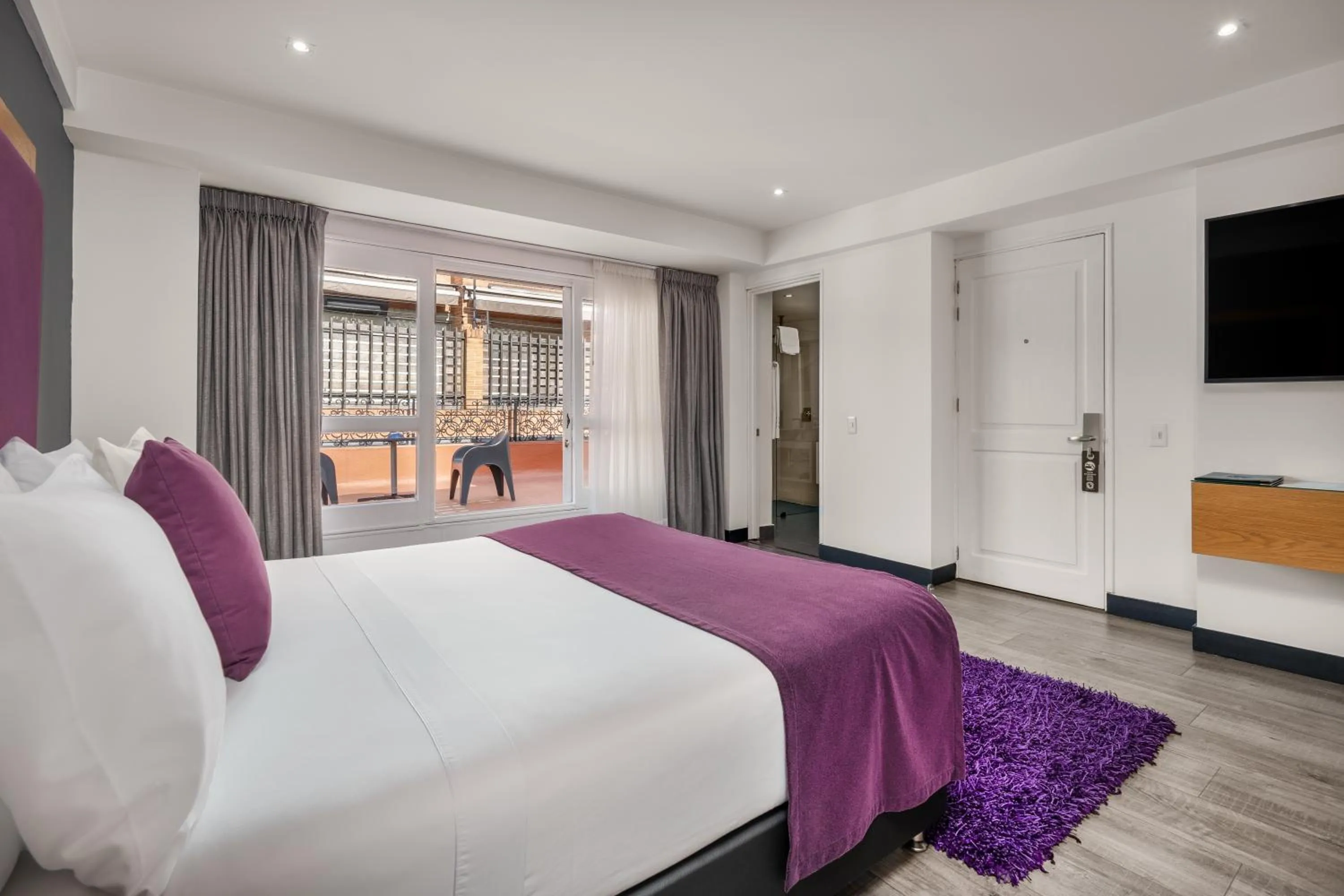 Bed in Hotel Le Manoir Bogotá