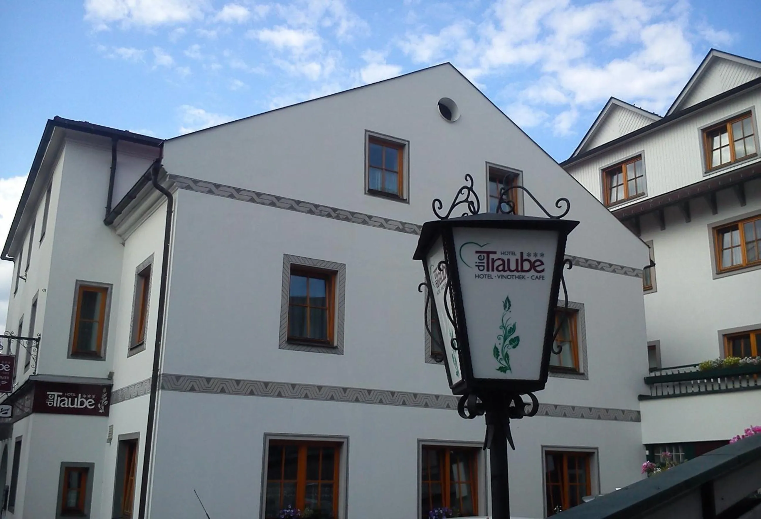 Property building in Hotel die Traube
