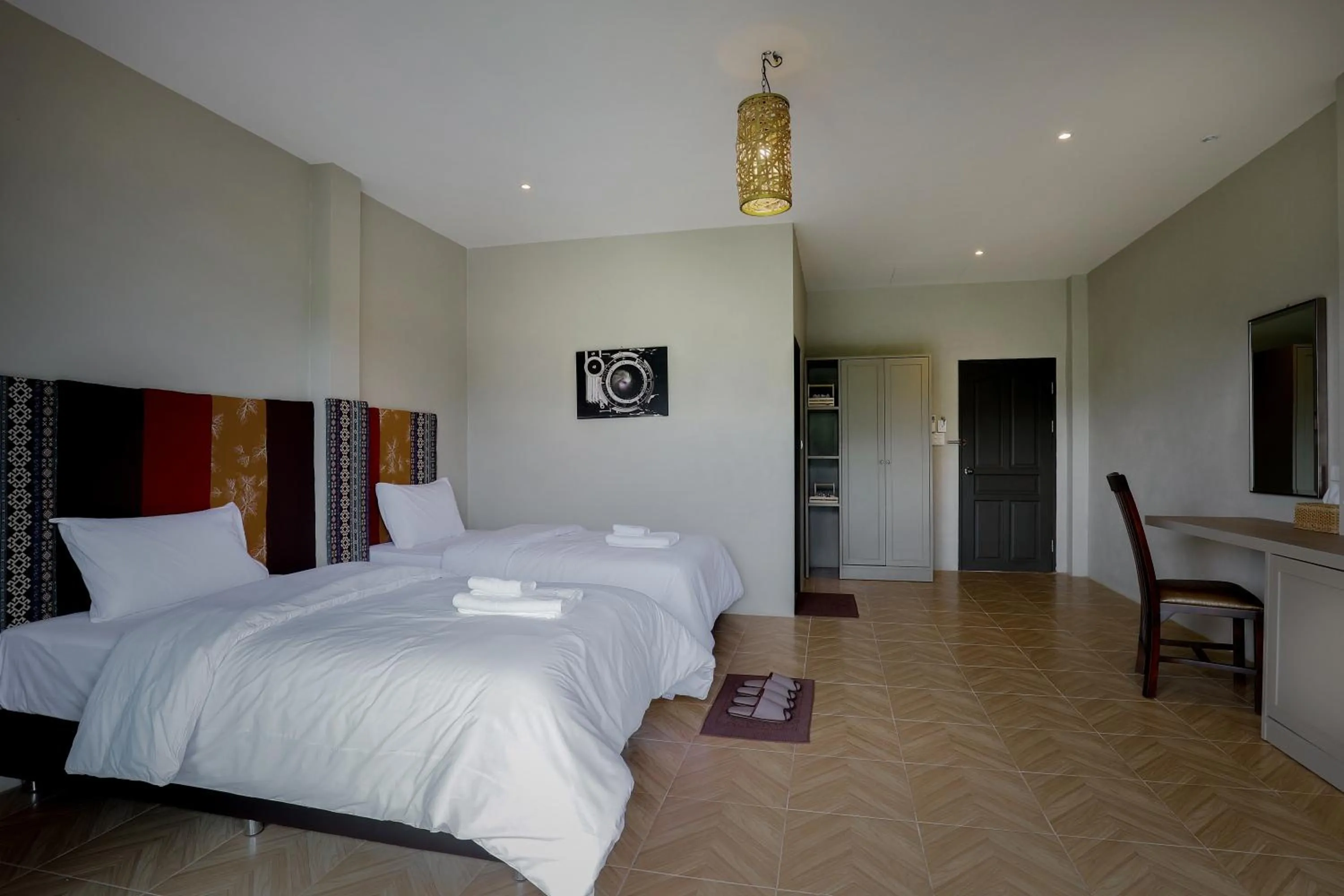 Bed in Thanburi resort