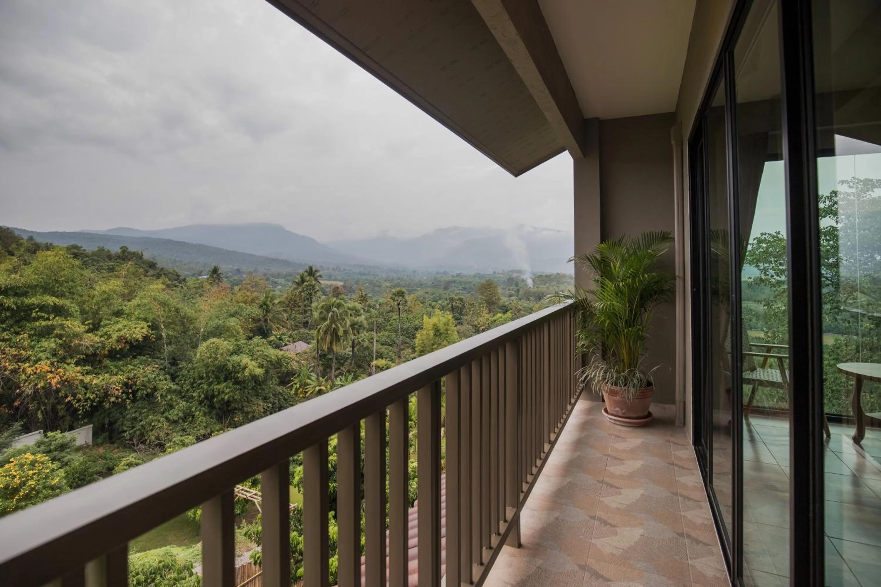 Balcony/Terrace in Thanburi resort
