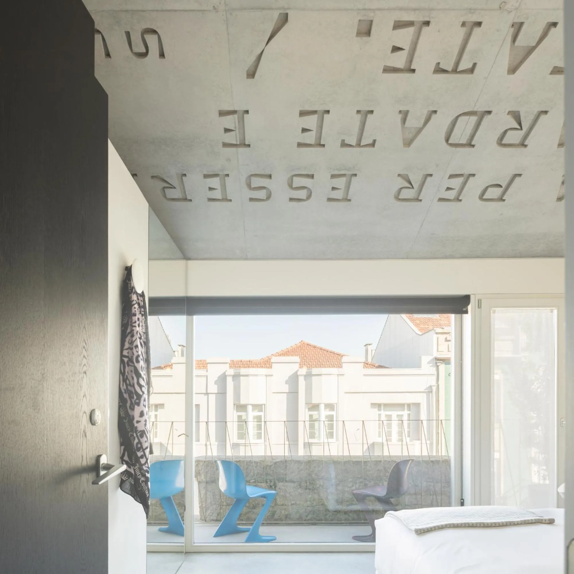 Bedroom in Hotel Tipografia do Conto by Casa do Conto