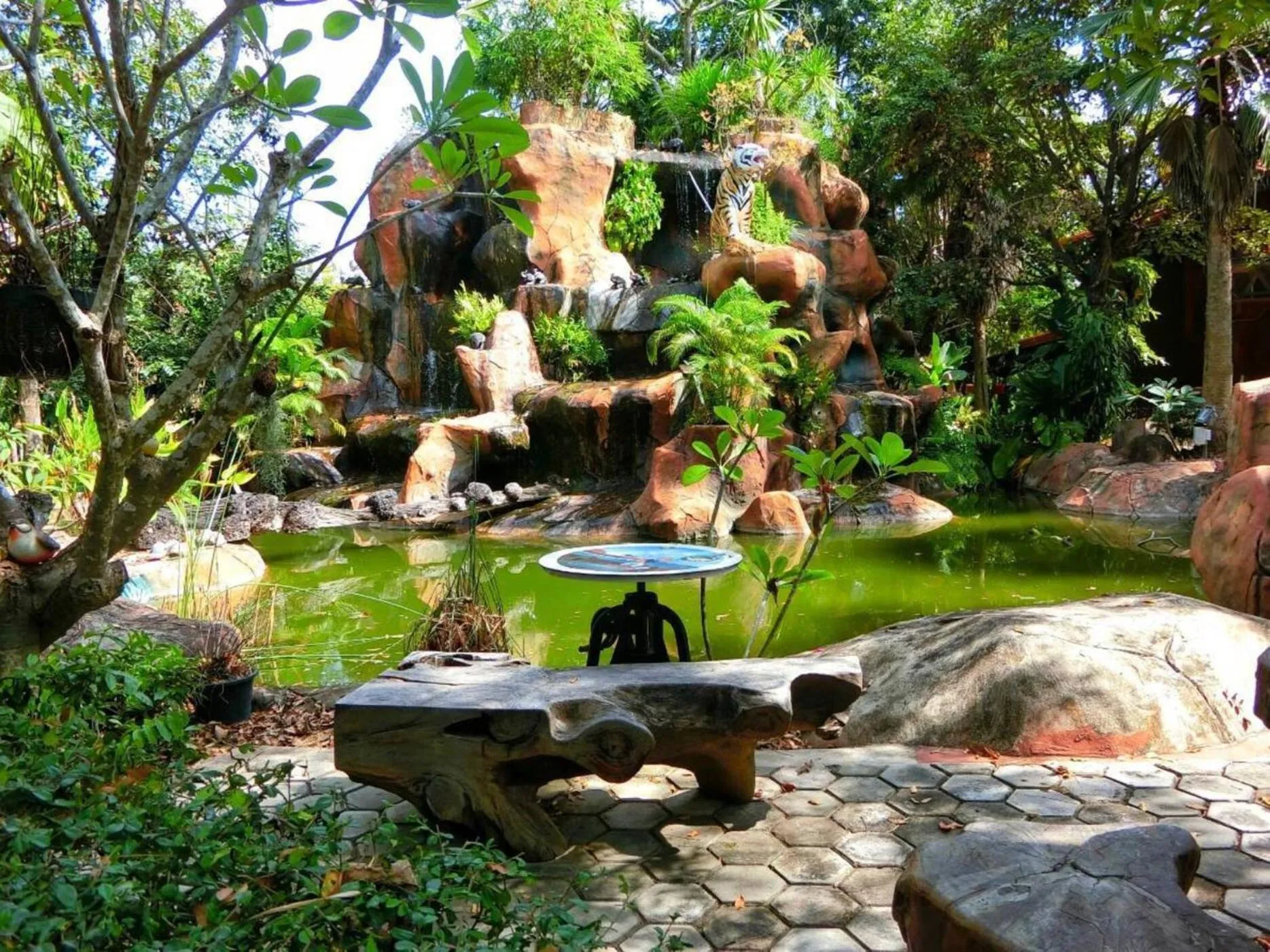 Denchai City Resort เด่นชัยซิตี้ รีสอร์ท