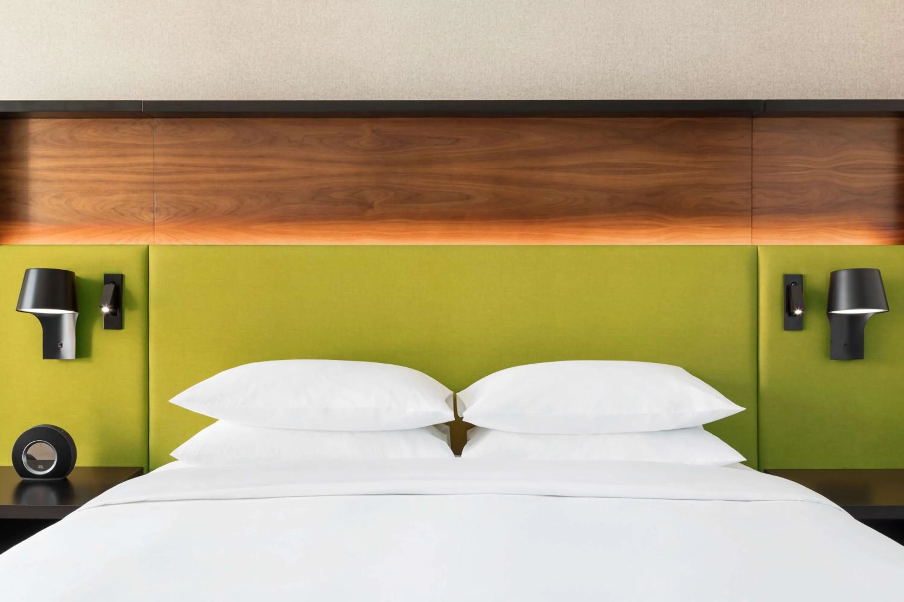 Bedroom, Bed in Hyatt Centric Mountain View