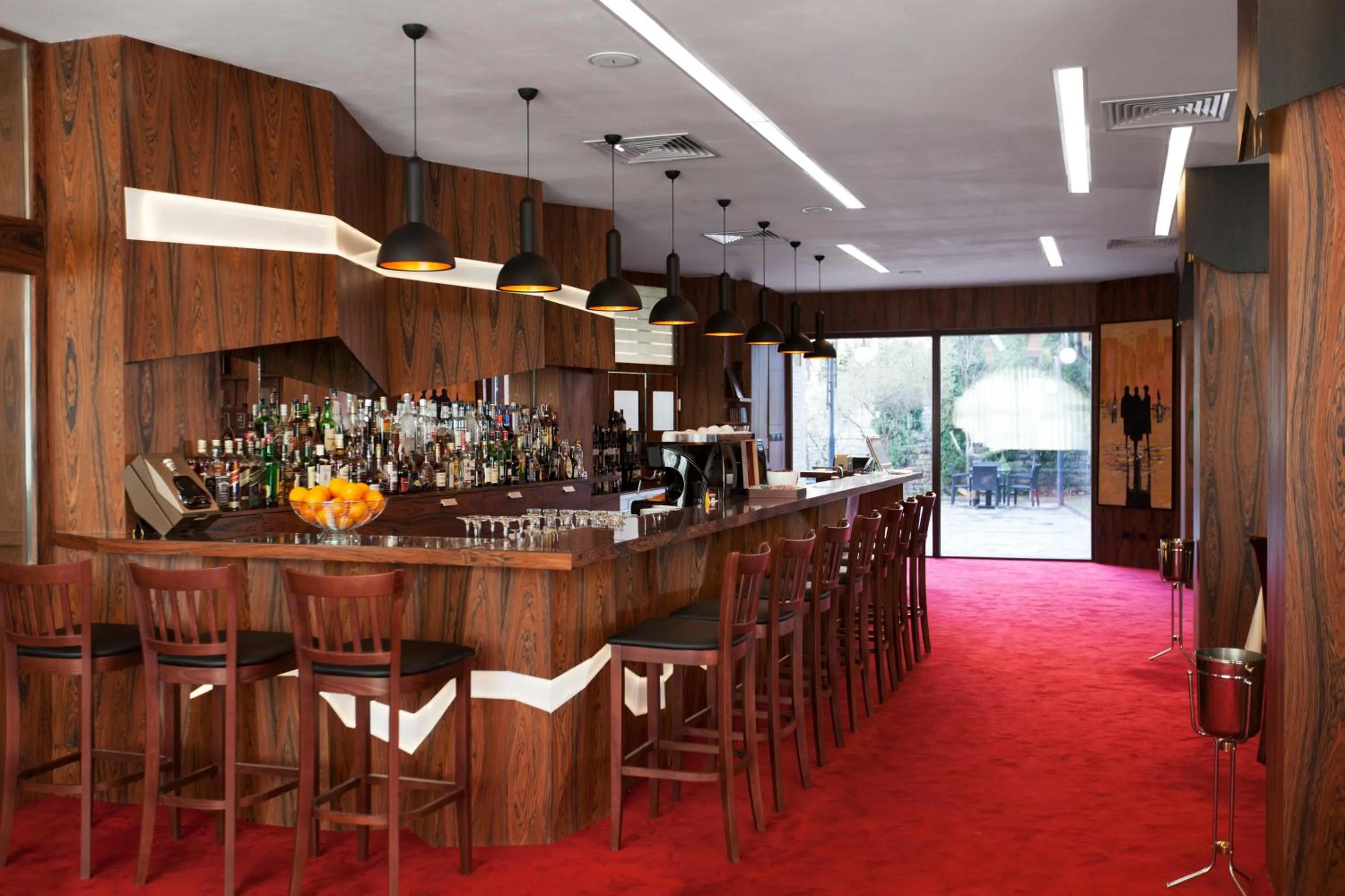 Restaurant/places to eat in Hotel Afa