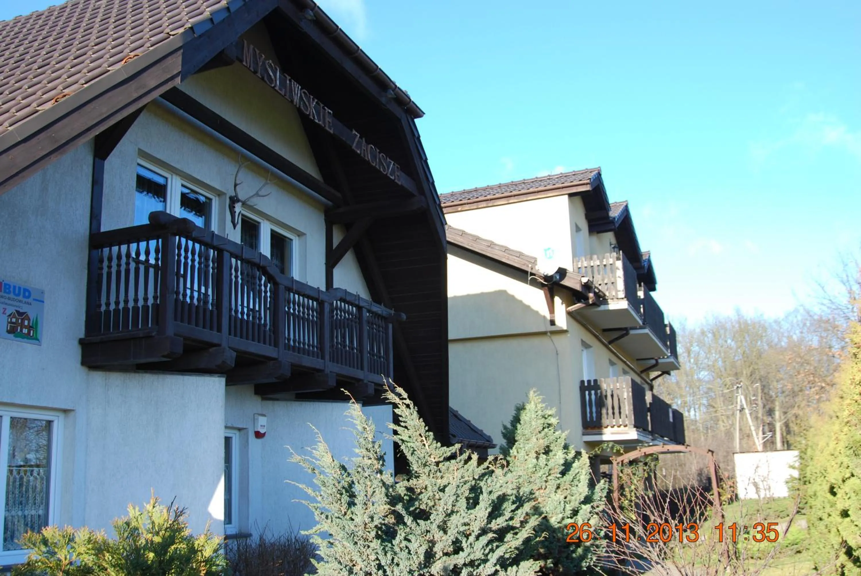 Facade/entrance in Zajazd i Restauracja "Myśliwskie Zacisze"