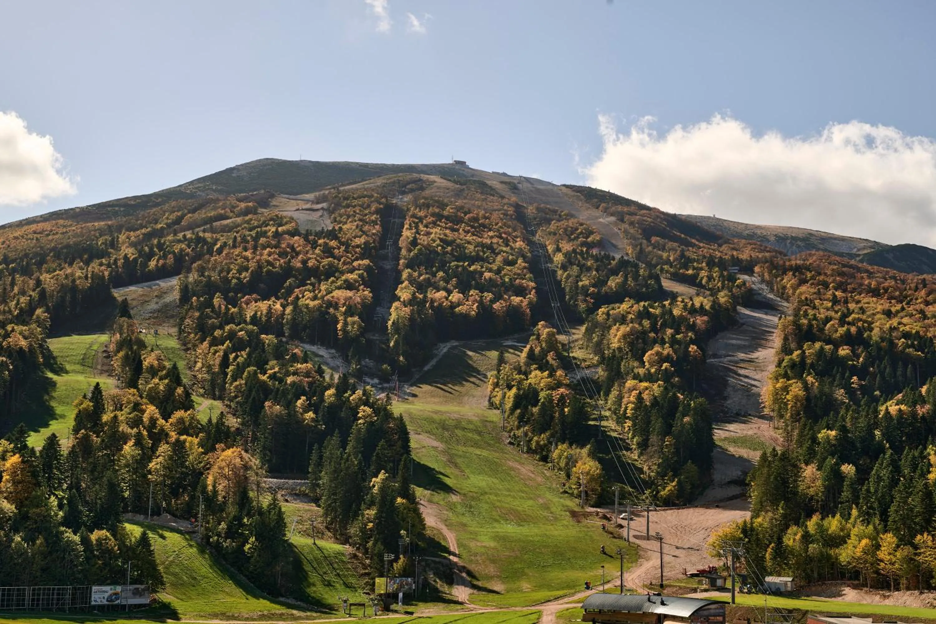 Mountain view in Hotel Han Bjelašnica
