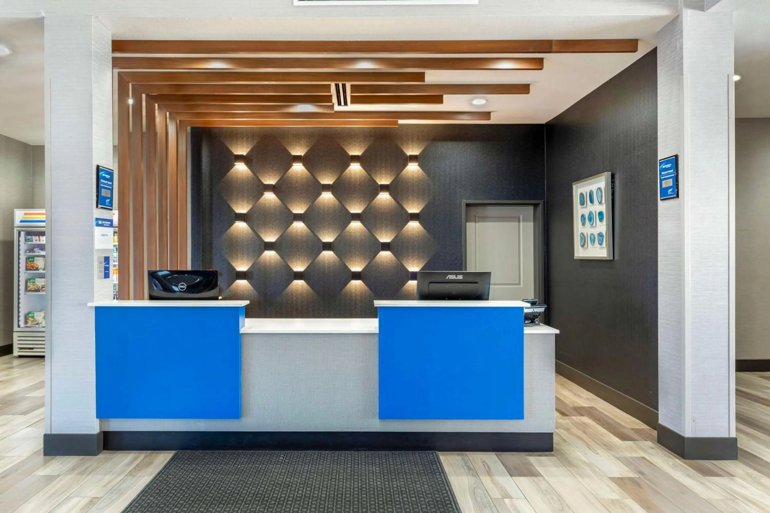 Lobby or reception in Best Western Plus Medical Center
