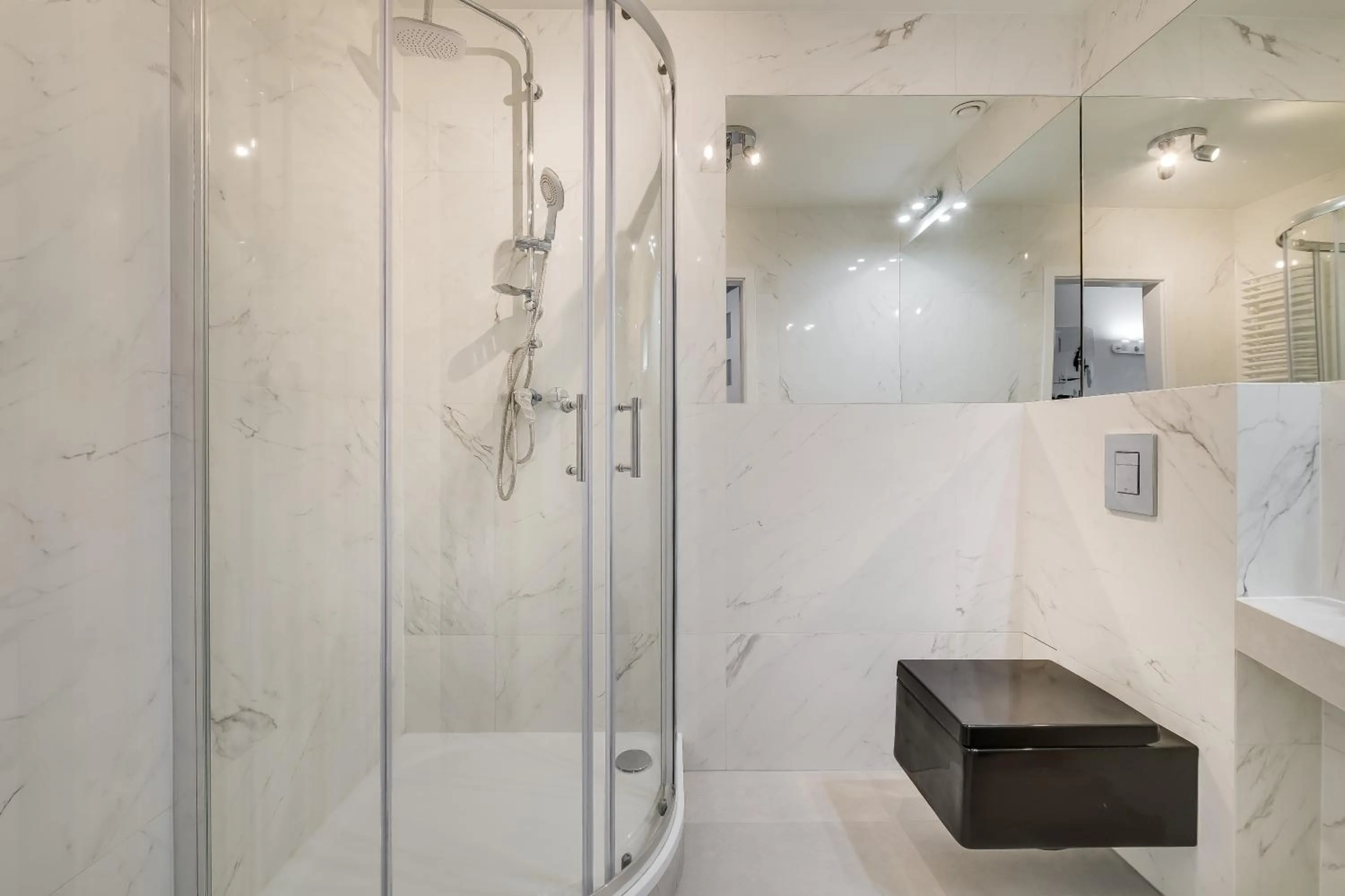 Shower in SAVOY Mariacka Apartments