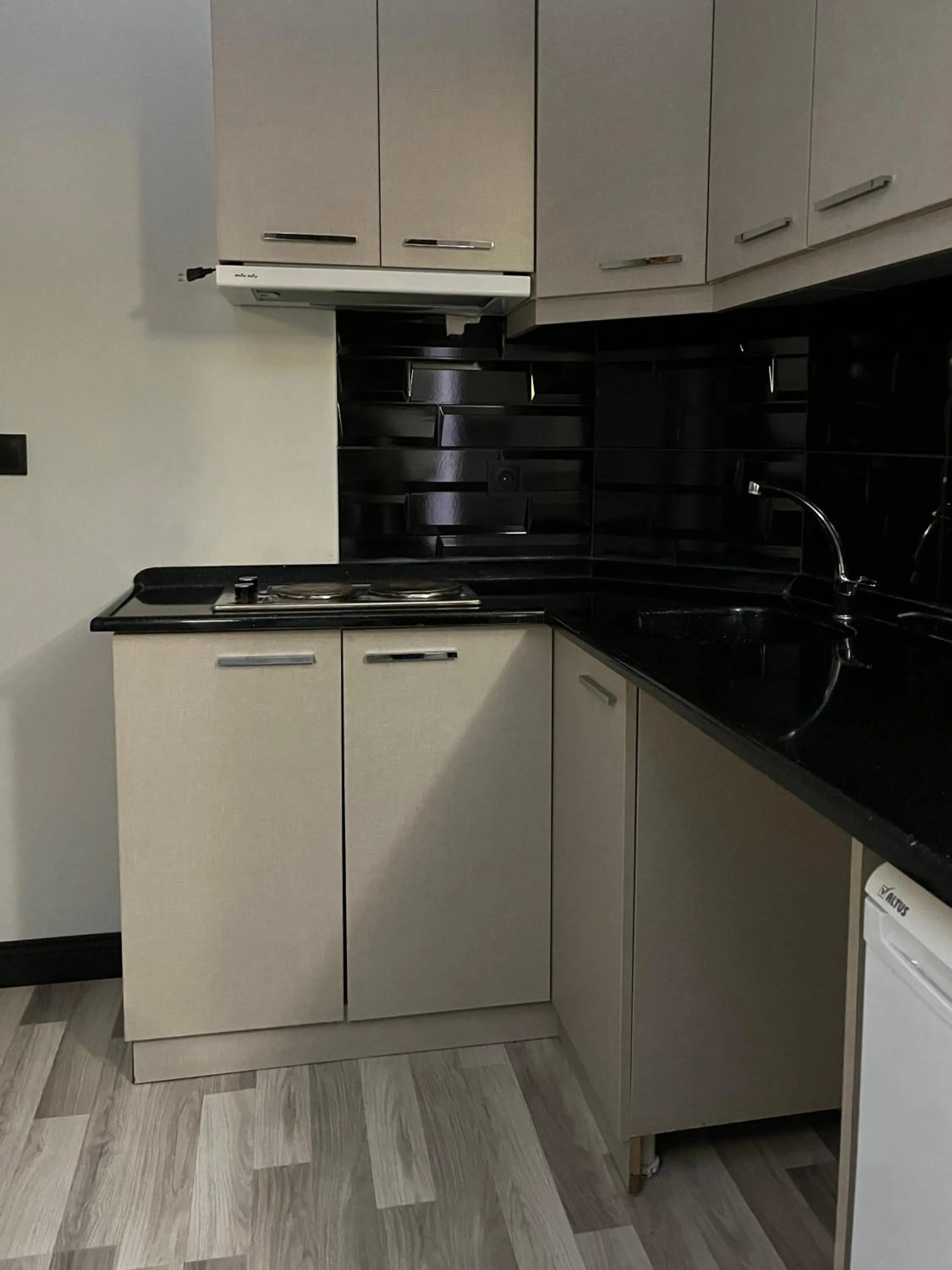 Kitchen or kitchenette in Global Hostel