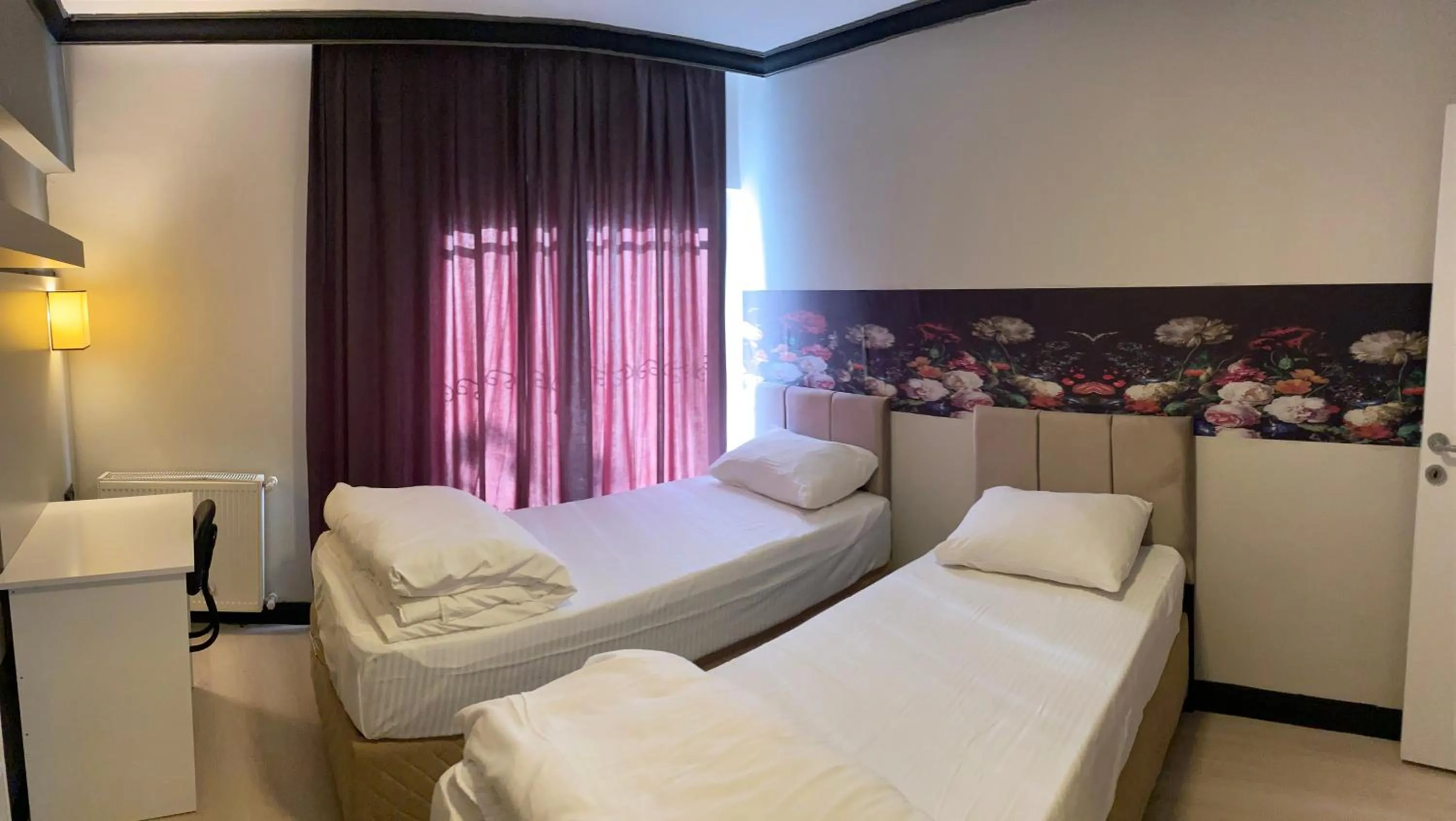 Bedroom, Bed in Global Hostel