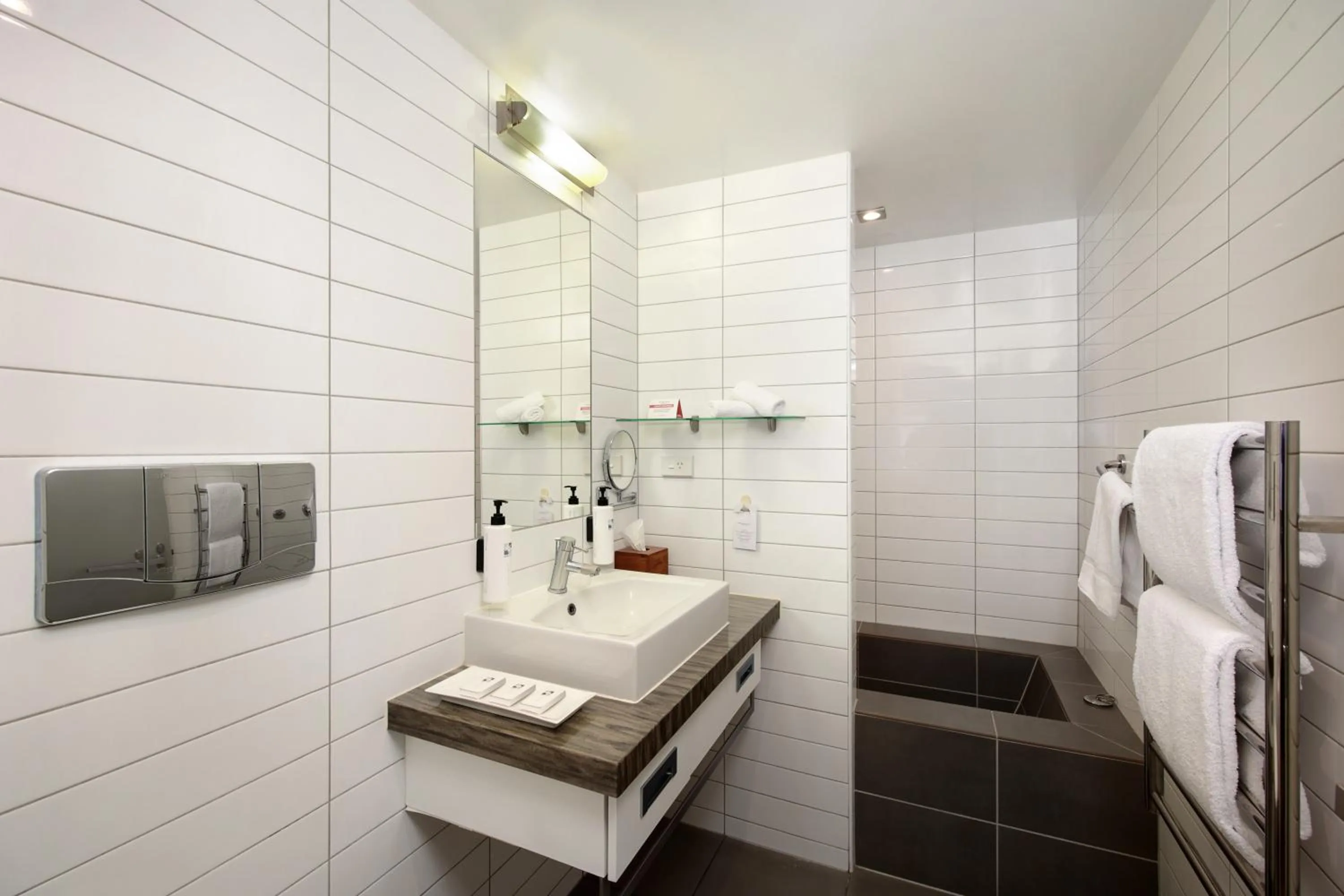 Bathroom in Swiss-Belsuites Pounamu Queenstown