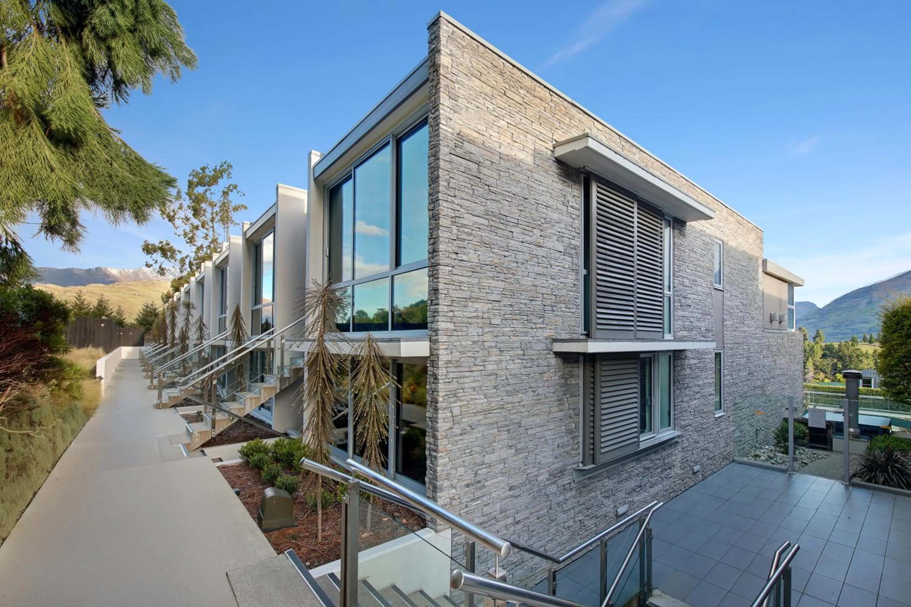 Property building in Swiss-Belsuites Pounamu Queenstown