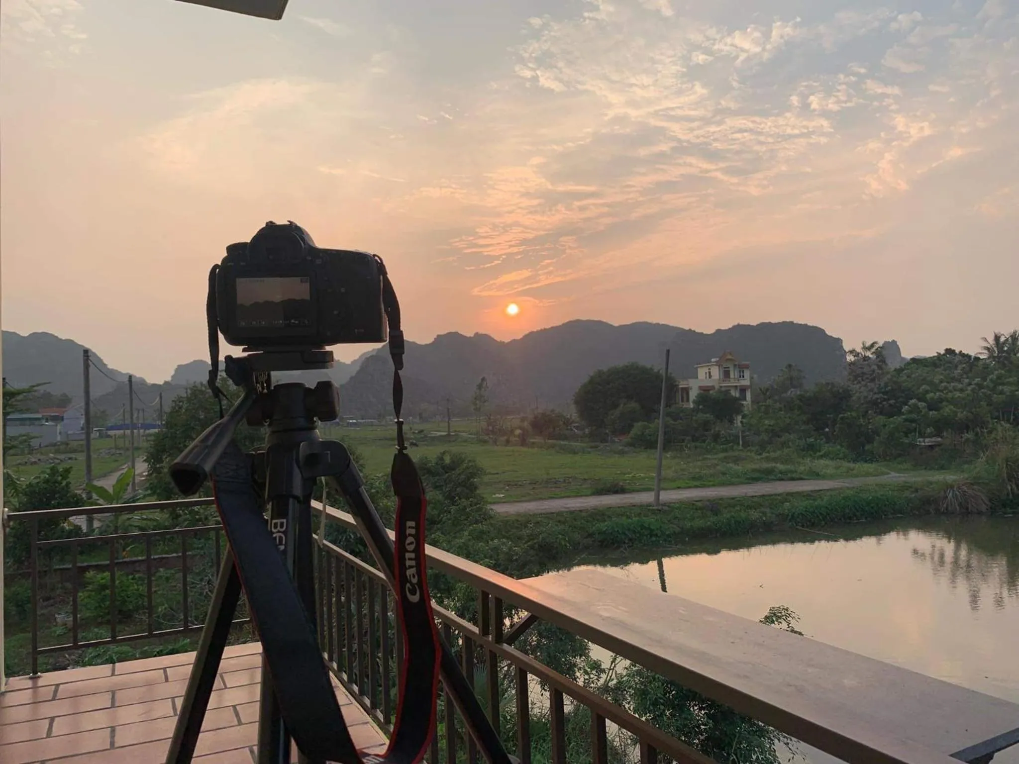 Sunset in Sunny Trang An homestay