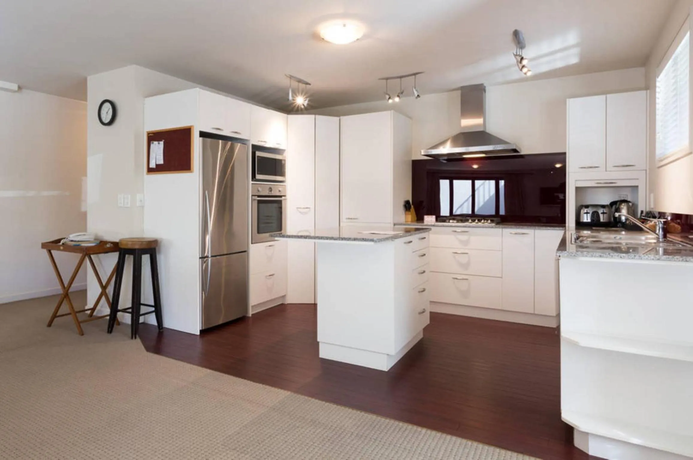 Kitchen or kitchenette in The Glebe Apartments