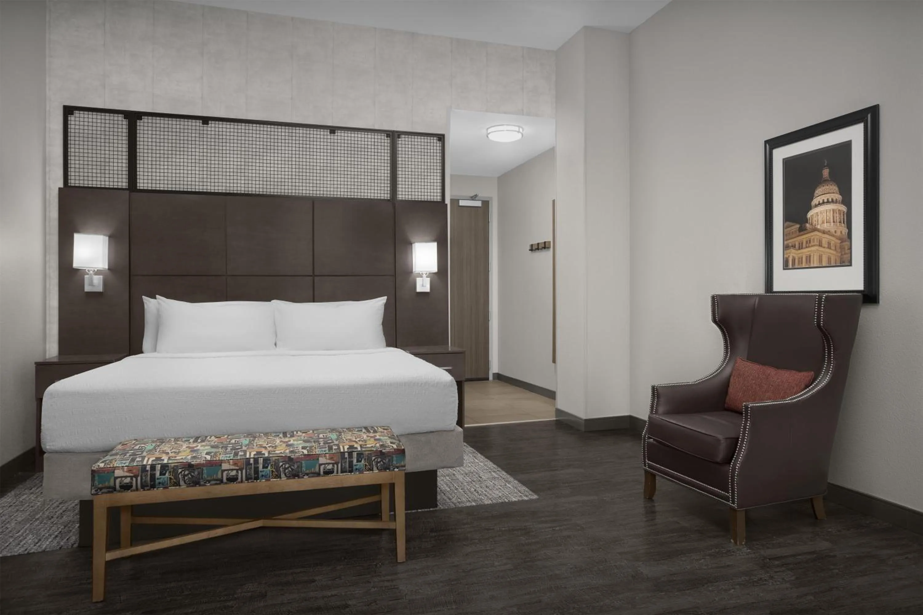 Bed in Hampton Inn and Suites Austin University Capitol