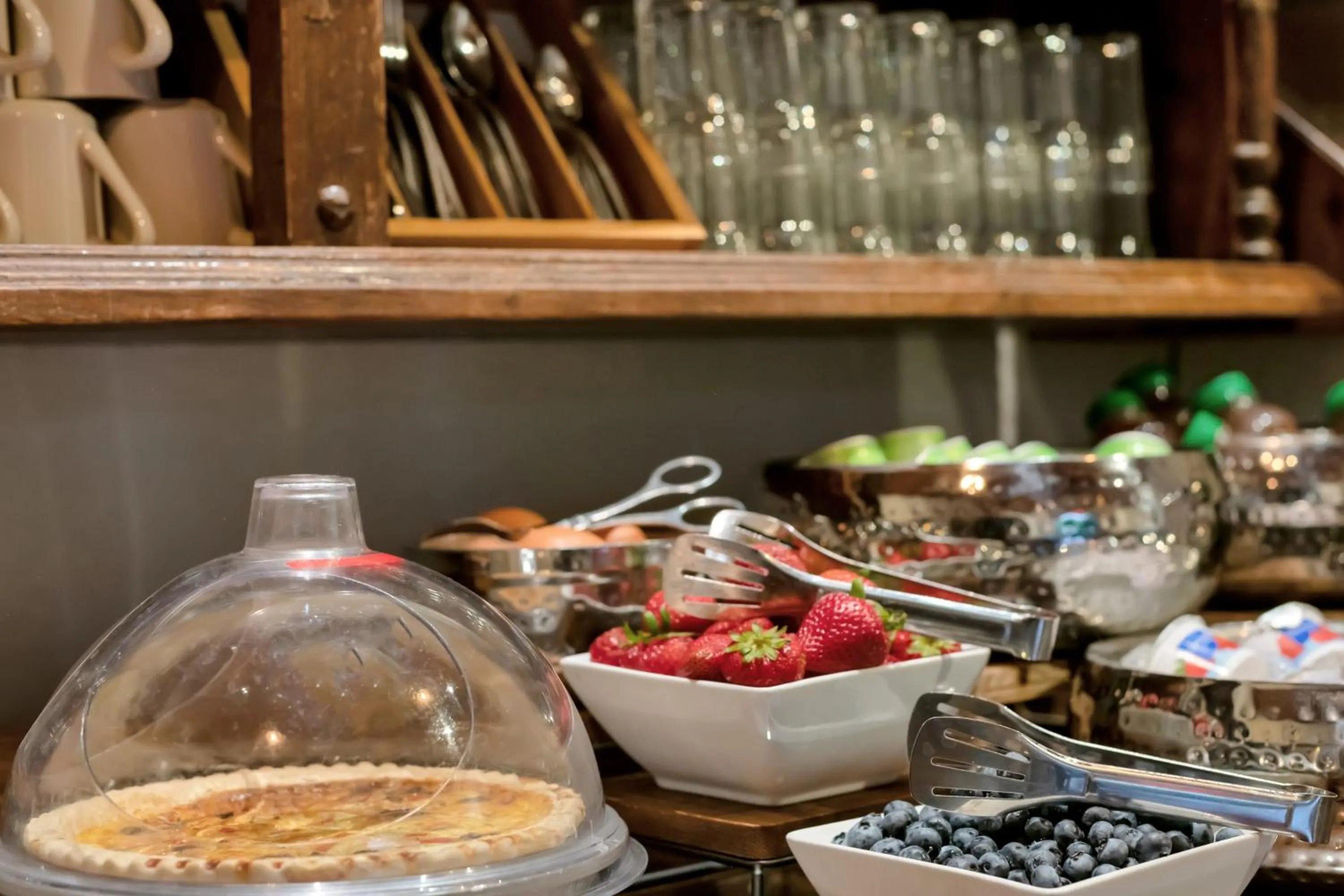 Breakfast in El Pueblo Inn