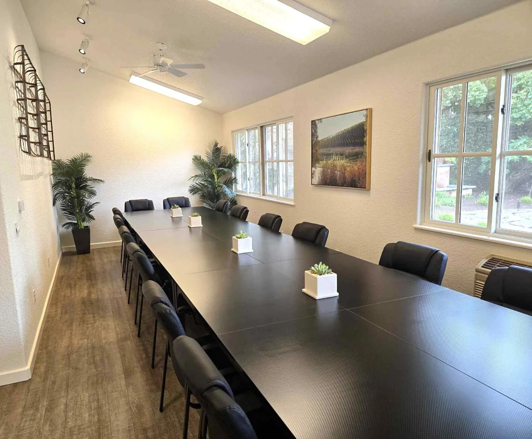 Meeting/conference room in El Pueblo Inn