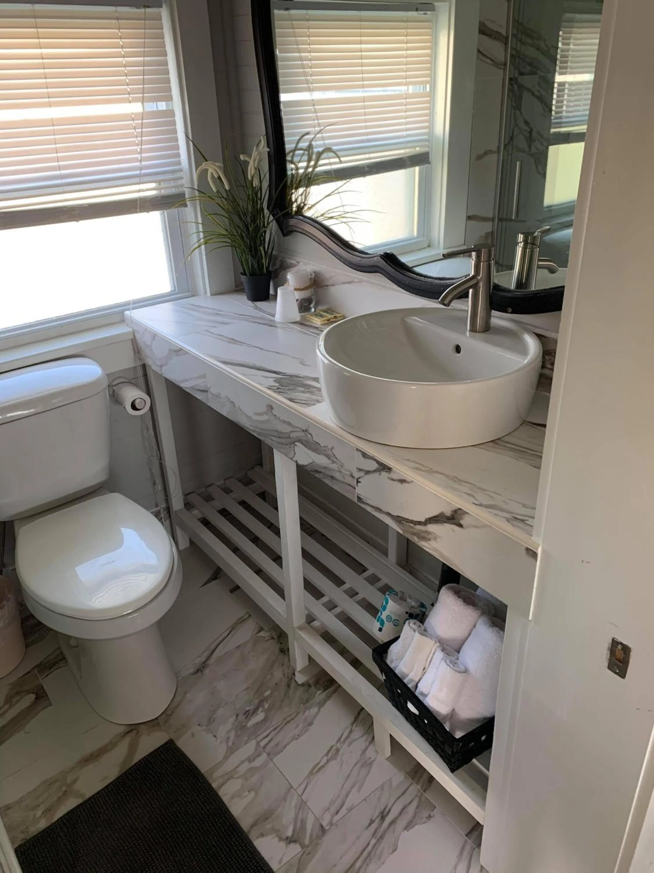 Ocean Manor 1100 Inn