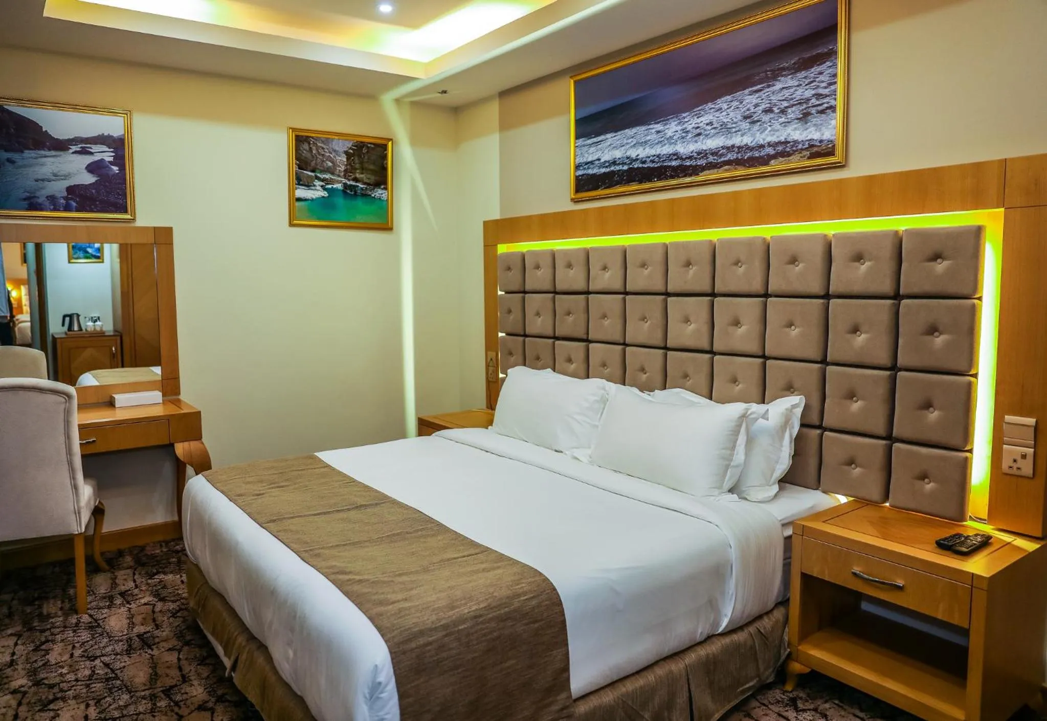 Bed in Muscat Plaza Hotel