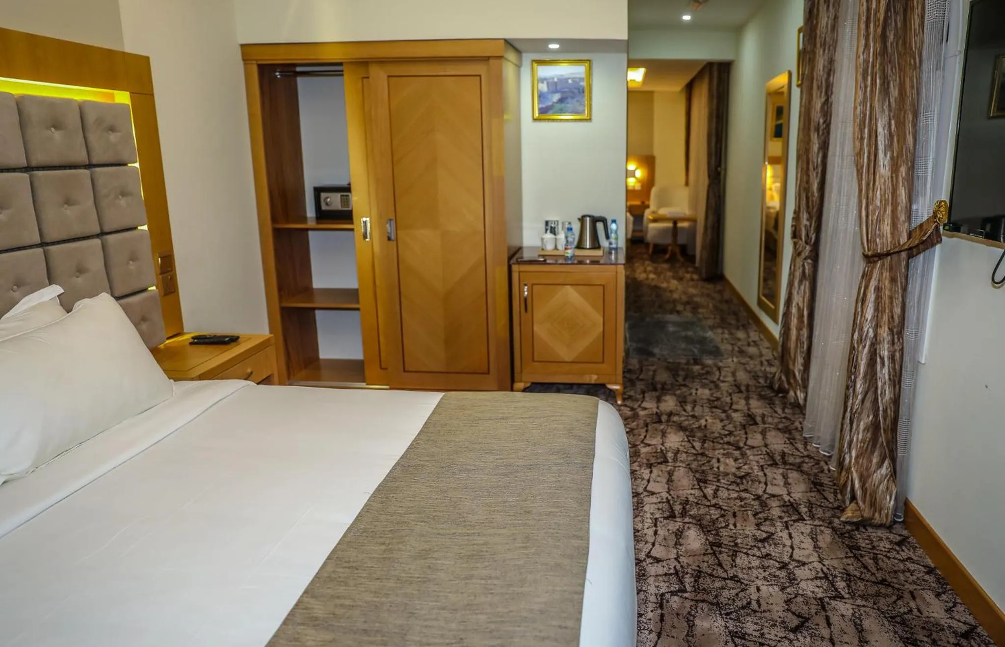 Photo of the whole room, Bed in Muscat Plaza Hotel