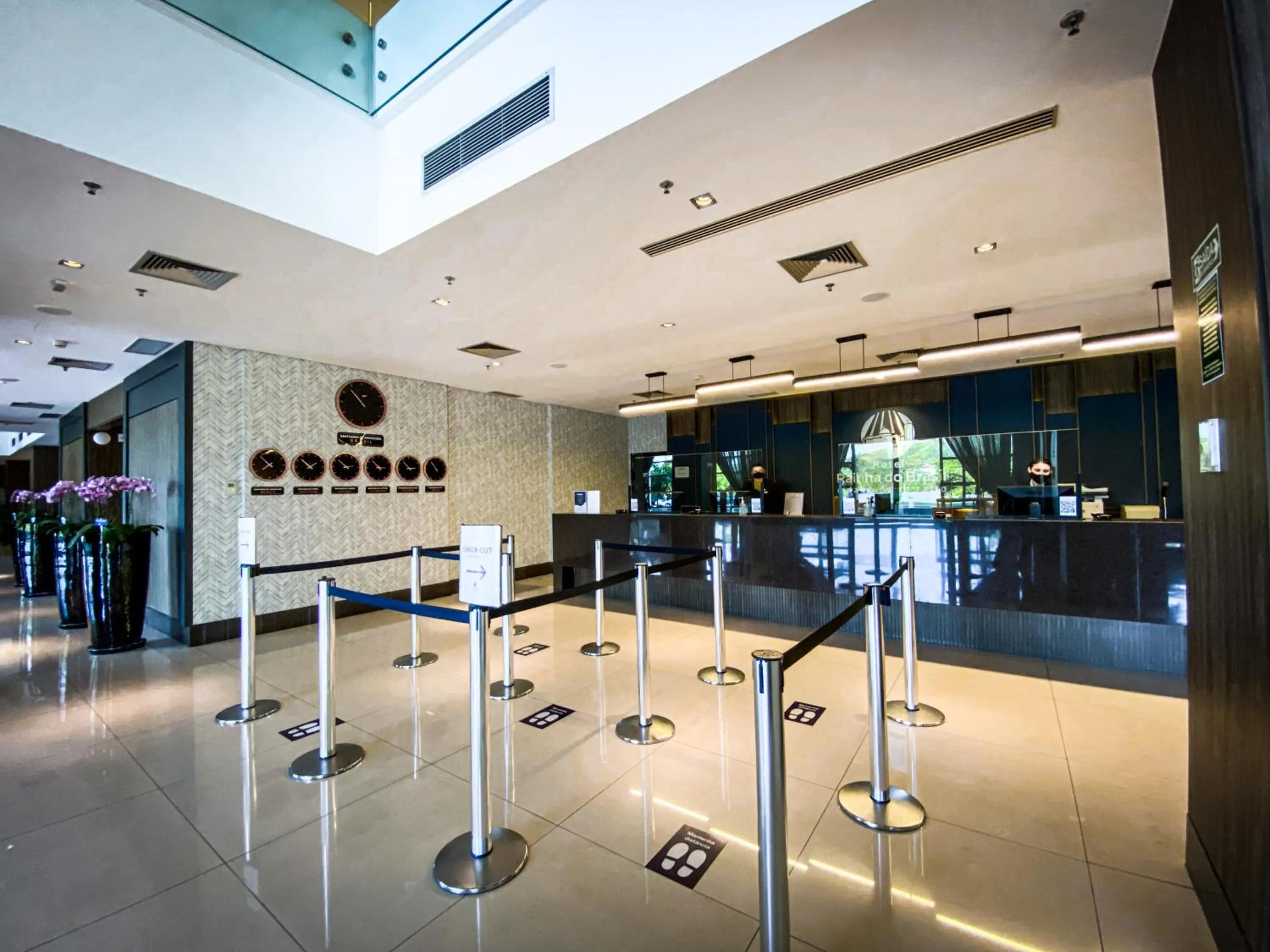 Communal lounge/ TV room in Hotel Rainha do Brasil