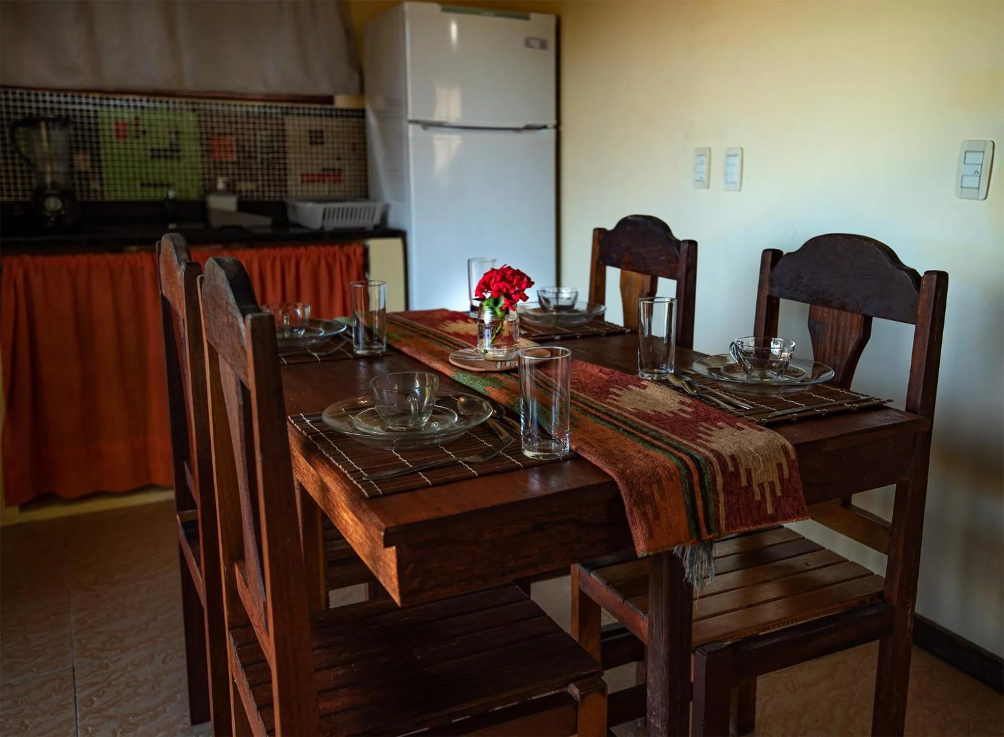 Communal kitchen in Areia Branca Apart Hotel