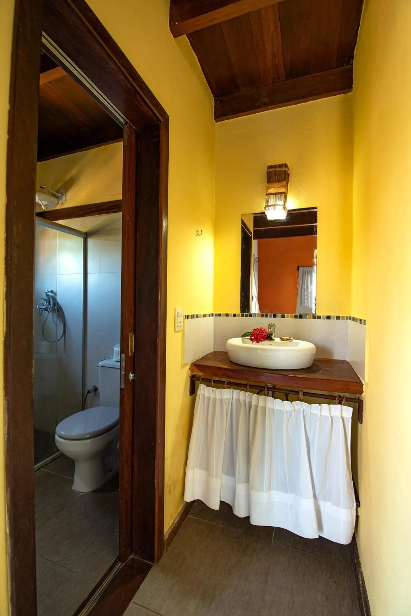 Bathroom in Areia Branca Apart Hotel