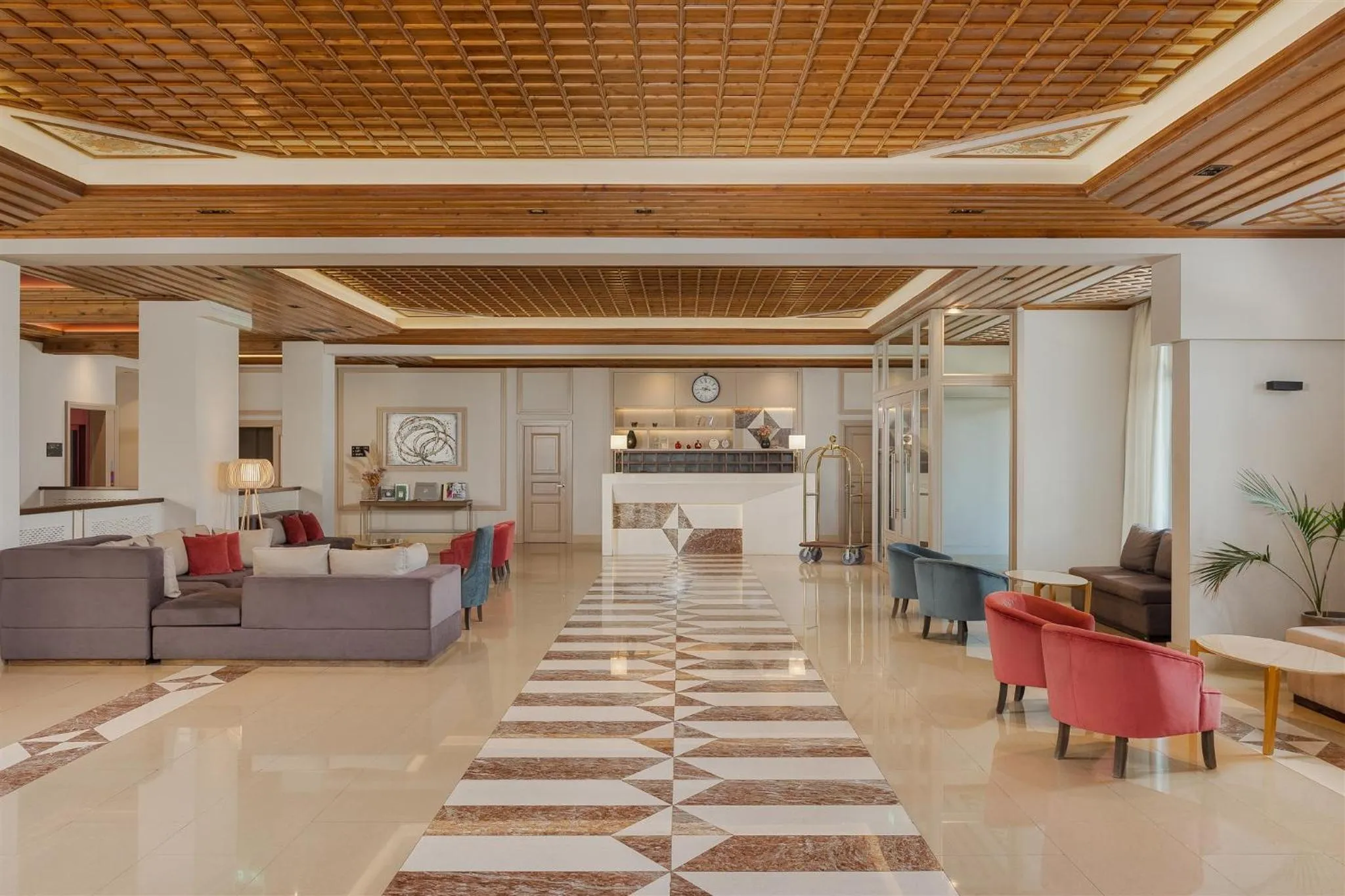 Lobby or reception in The Lake Hotel