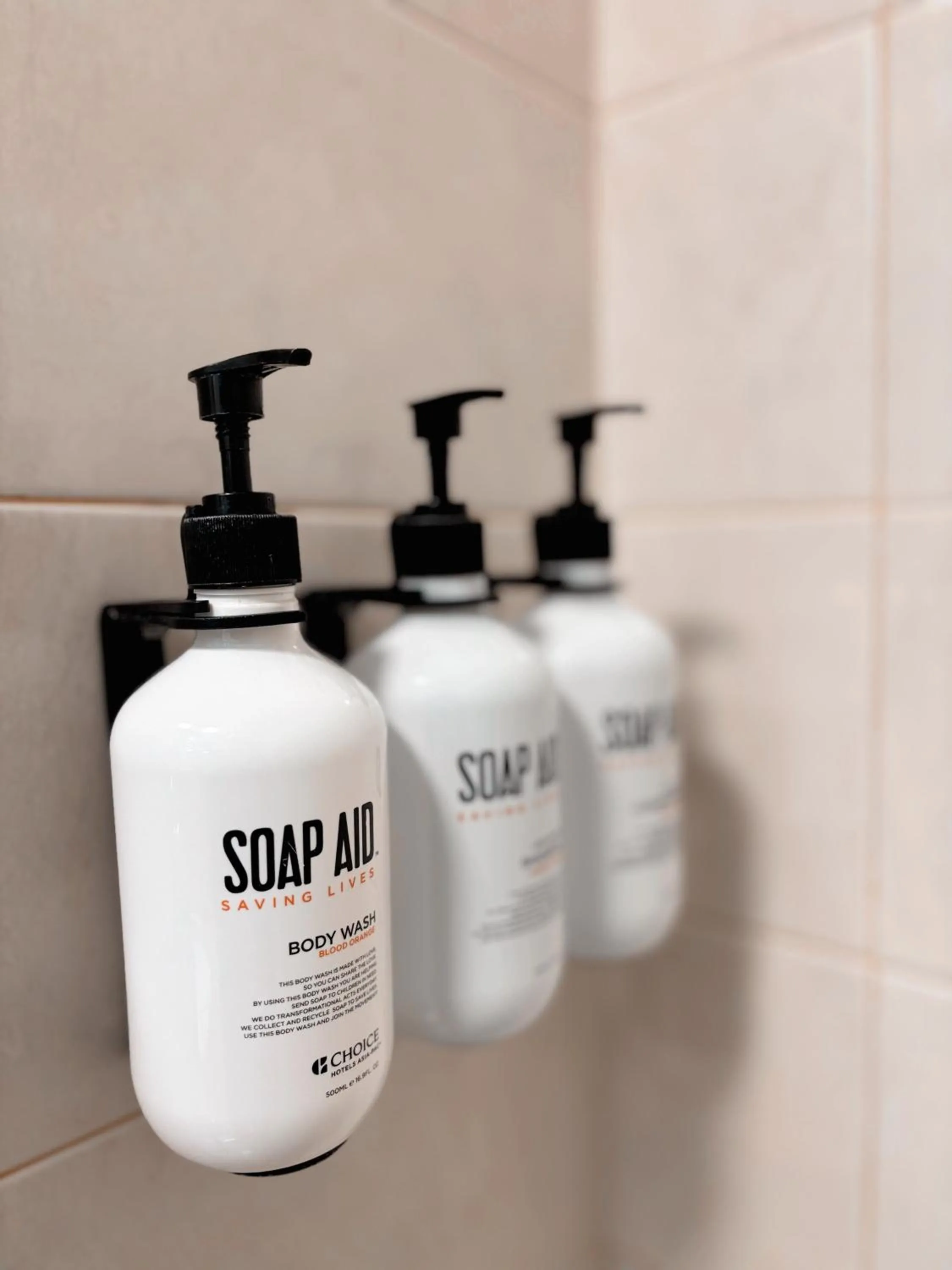 Shower in Quality Suites Central Square