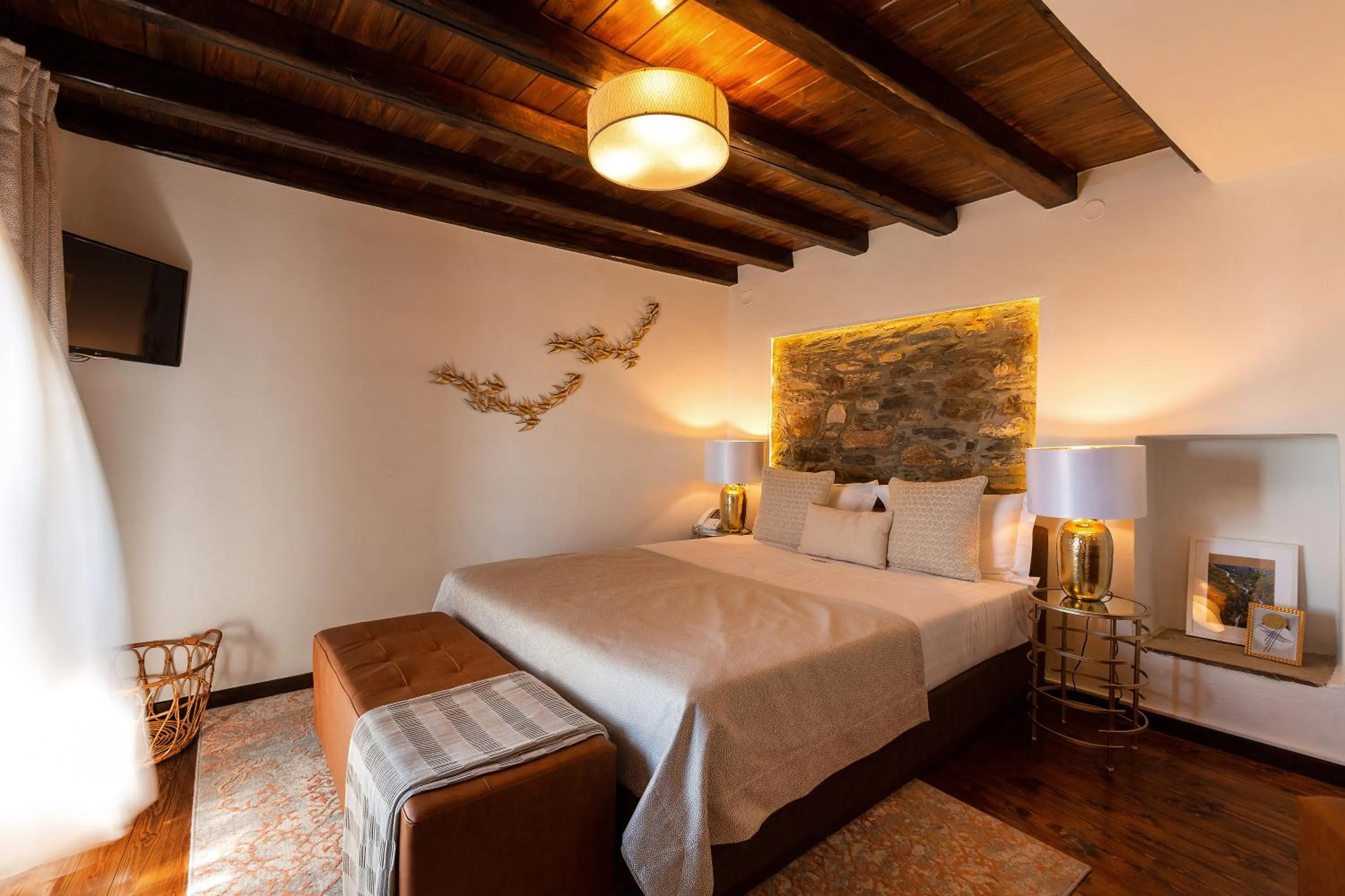 Bed in 1822 Makrinitsa Suites