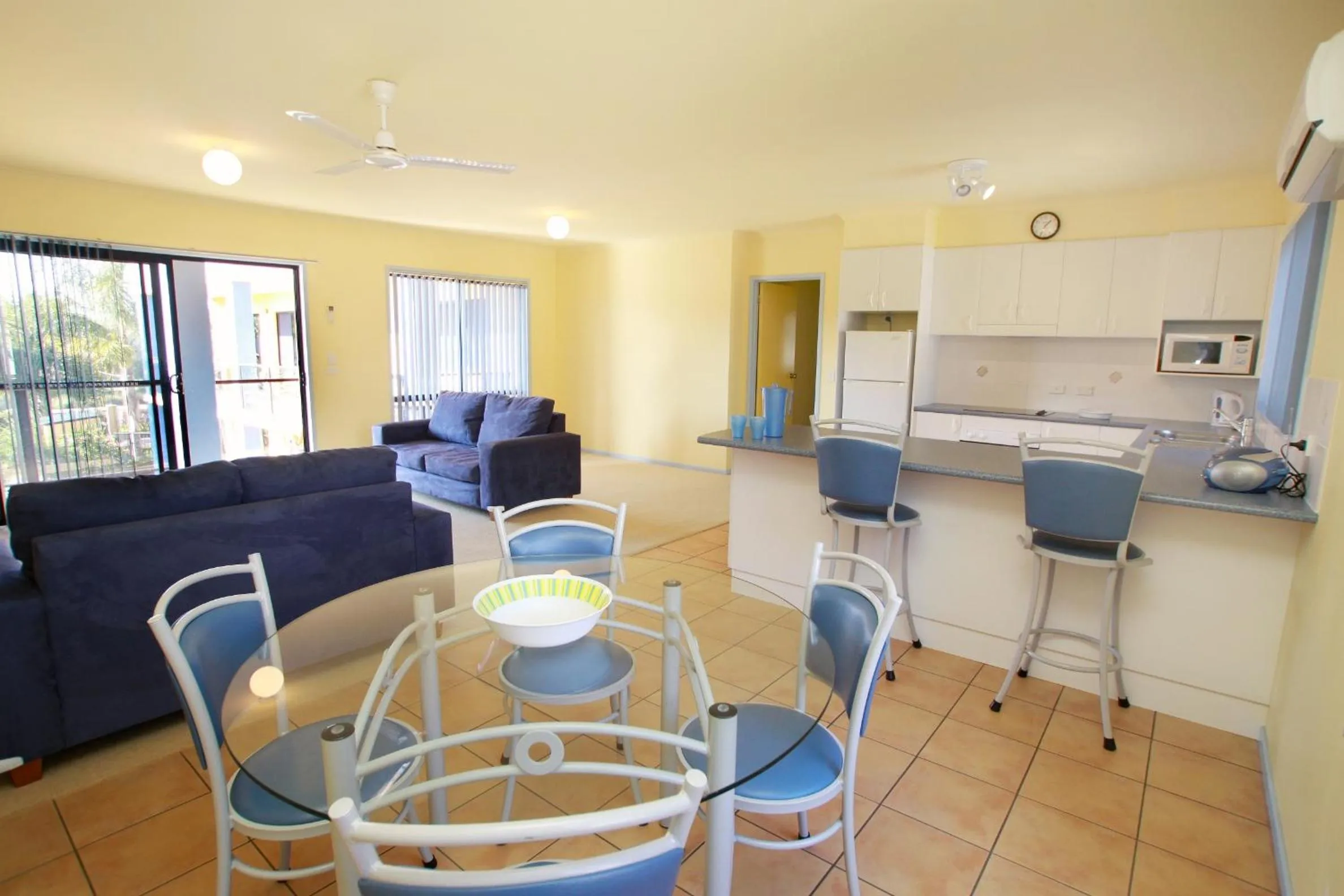 Dining area in Nautilus Apartments Merimbula