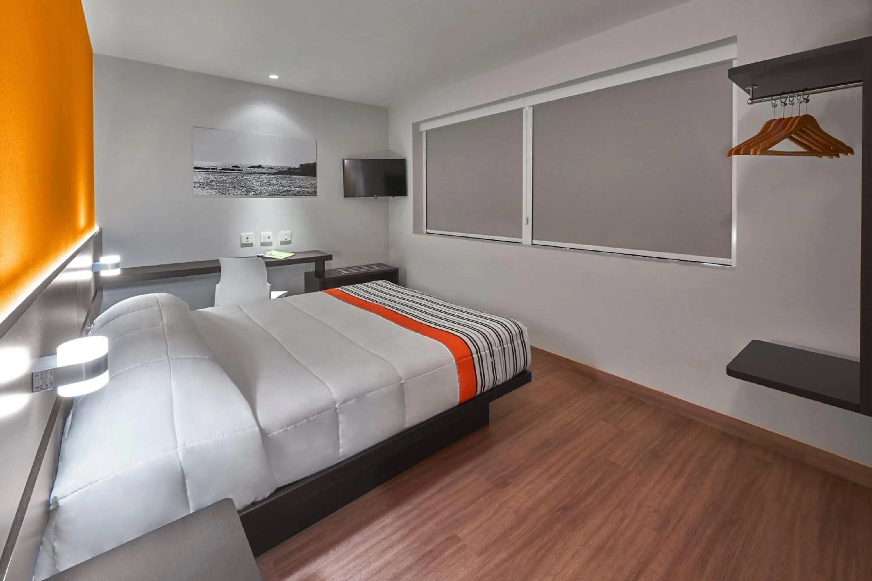 Bedroom, Bed in City Express Junior by Marriott Ciudad de México Sullivan