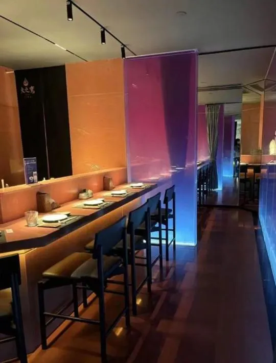 Restaurant/places to eat in Vanburgh Hotel - Free shuttle bus transfer during Canton Fair